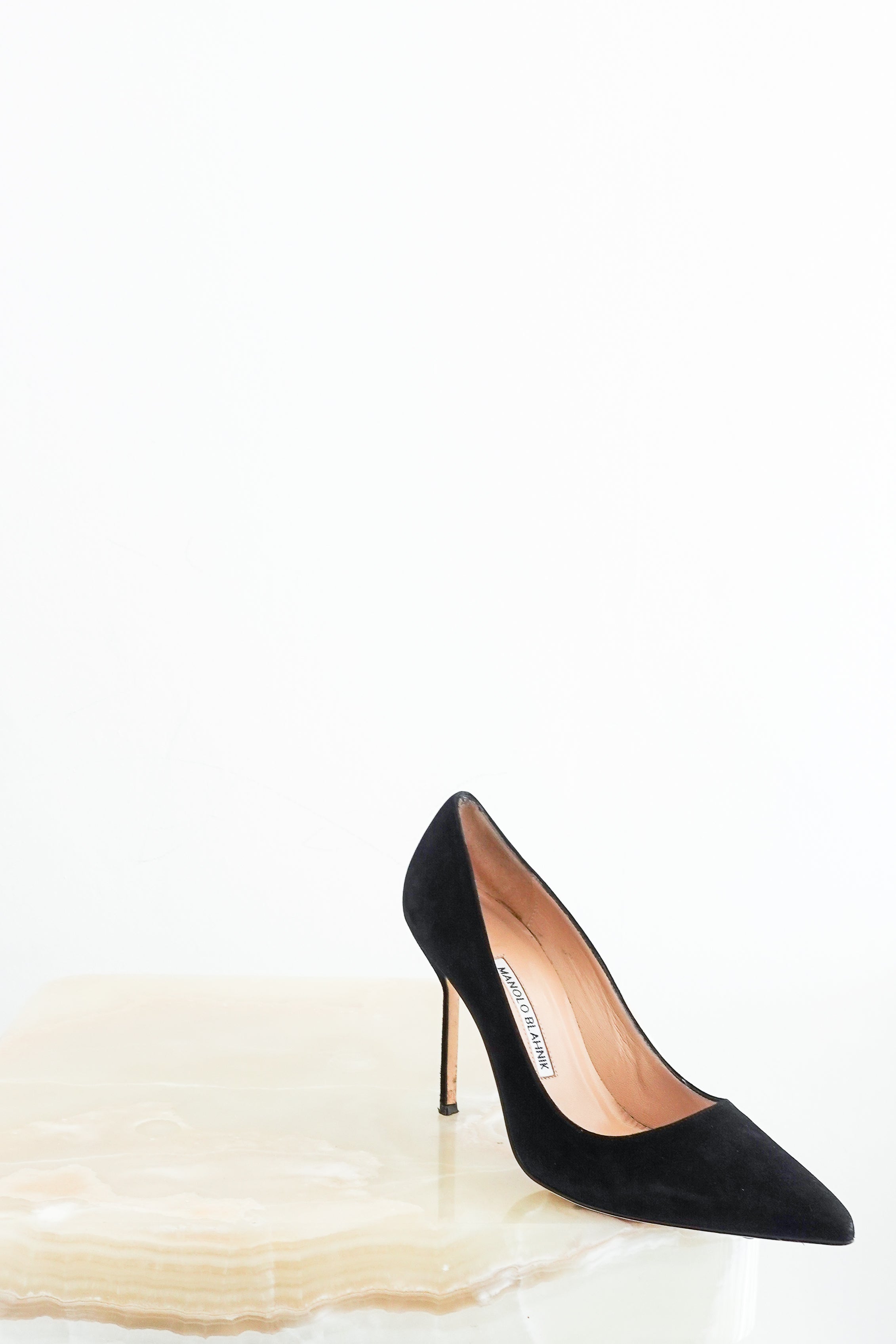 Manolo Blahnik BB 105 Black Suede Pump Heels