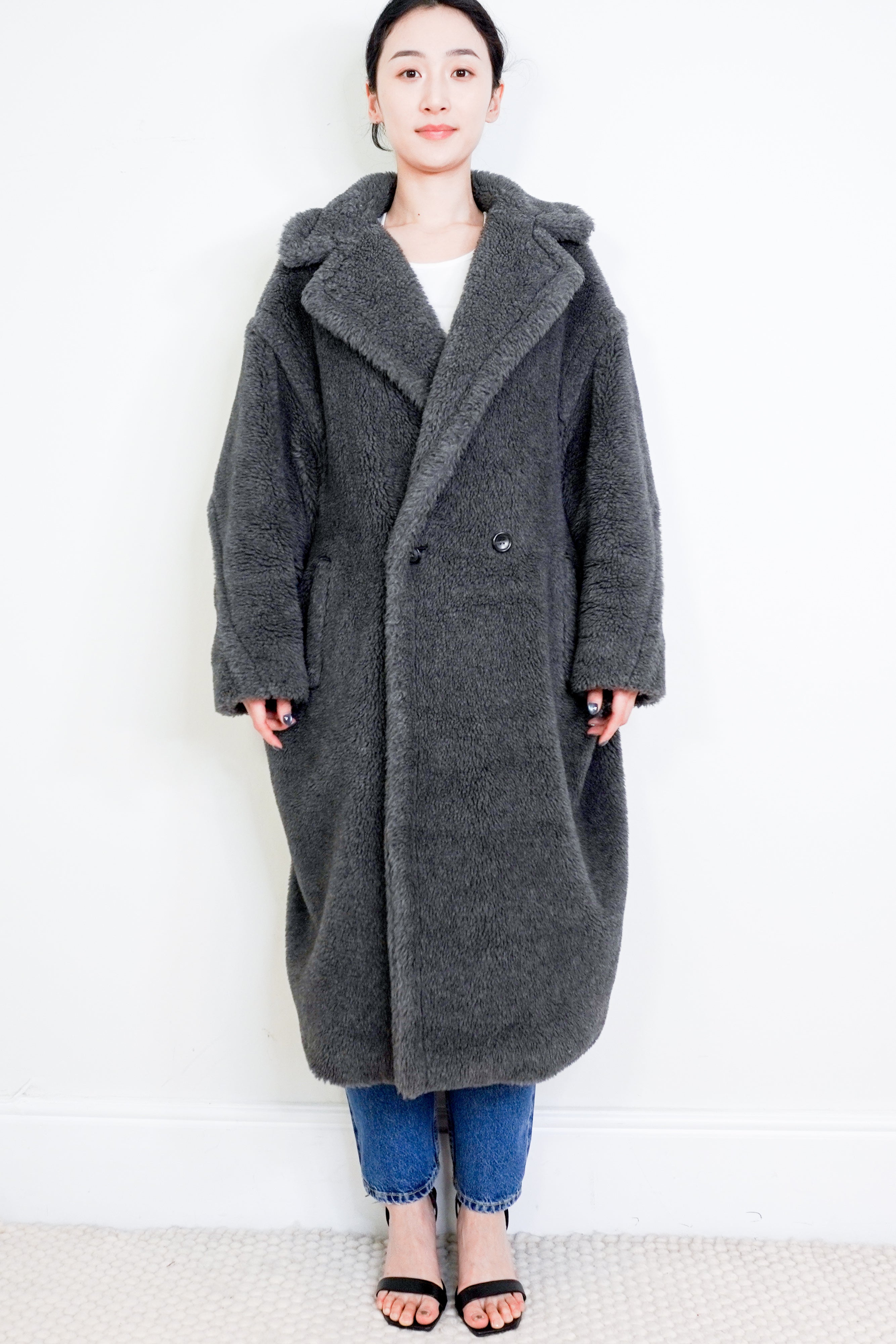 Max Mara Grey Teddy Bear Coat RRP £2580 | Authentic Preloved