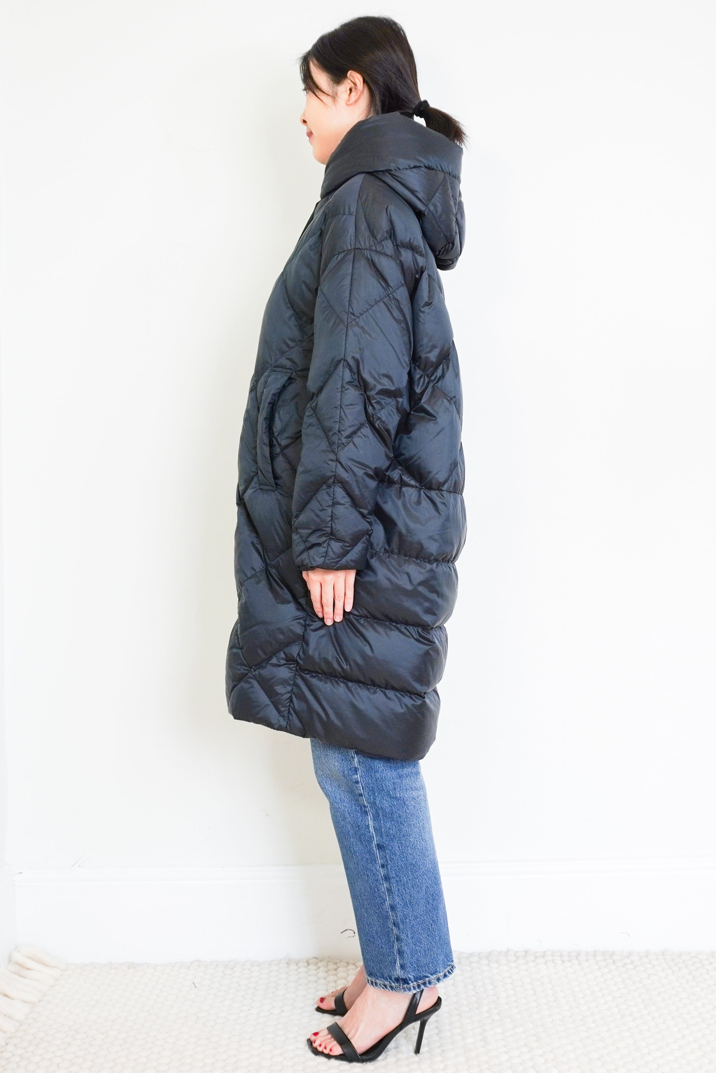 Max-Mara-The-Cube-Blue-Puffer-Coat-side-picture-Chelsea-London