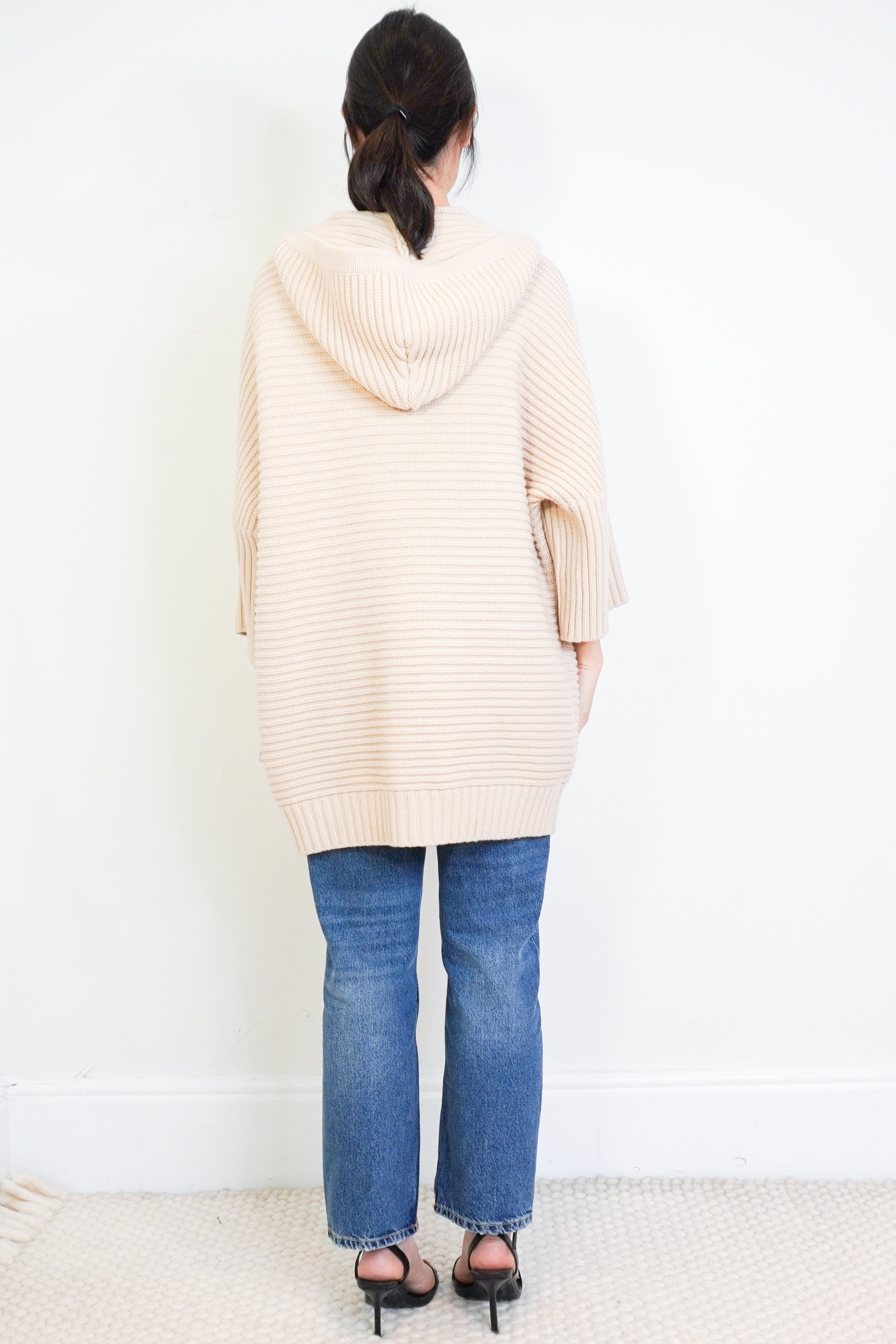 MaxMara-Cream-Chunky-Wool-Jumper-back-picture-Chelsea-London