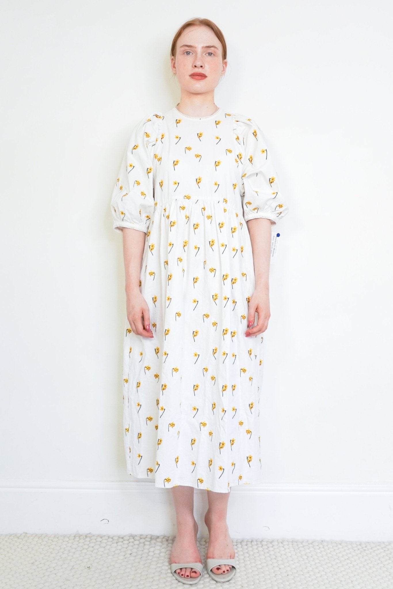 white and yellow flower dress Meadows with Flowers (RRP £360) Disguise Disney The Nightmare Women's Size:Euro 45 = US 13 The Ever New one MAR24BESTSELLERS2