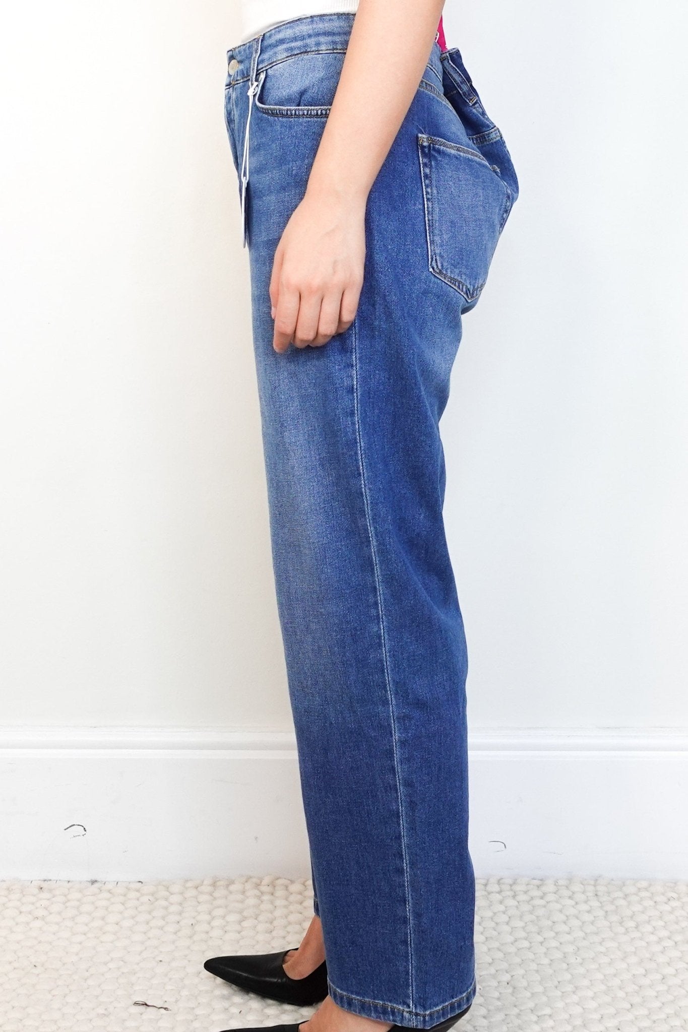 NEW-Donna-Ida-Blue Big Boy-Dazzler-The-Oversized-Boyfriend-Jeans-side-picture-Chelsea-London