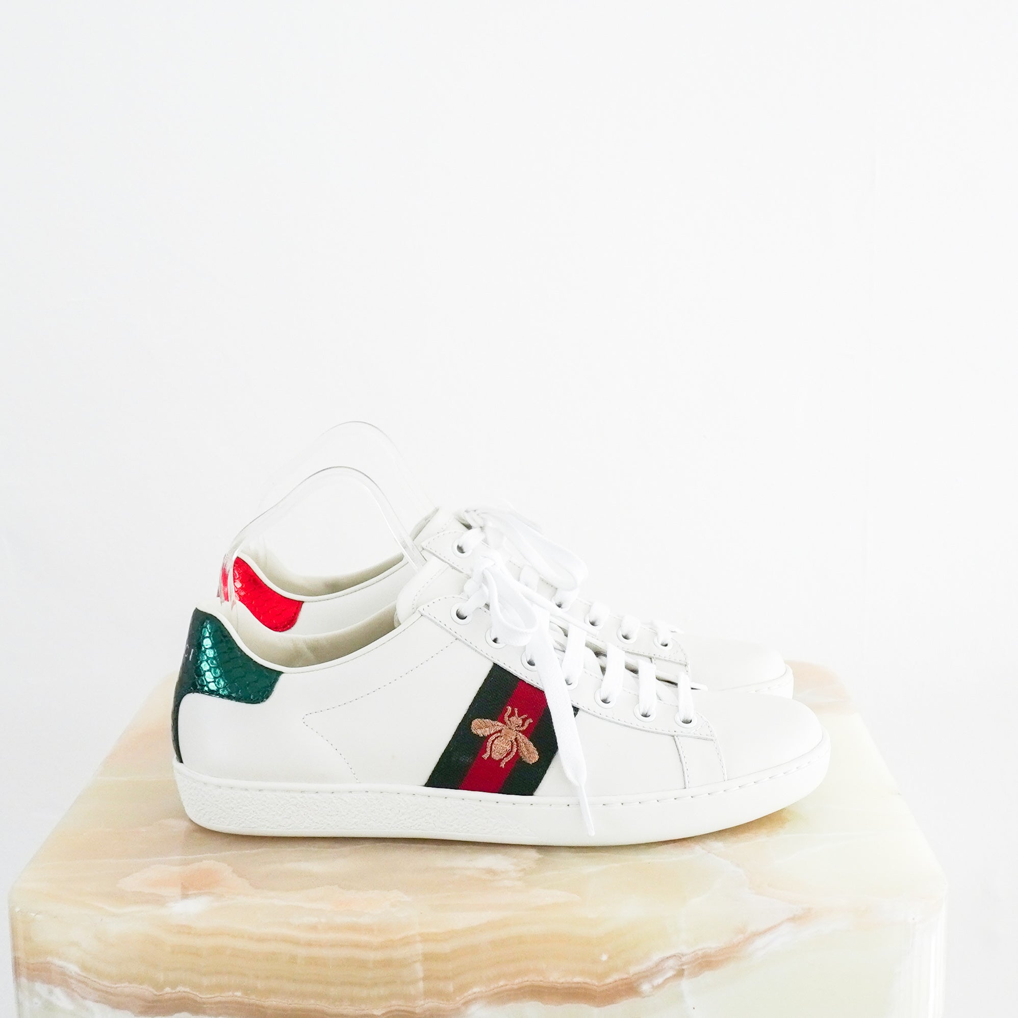 NEW-Gucci-Ace-Bee-Trainers-side-picture-Chelsea-London