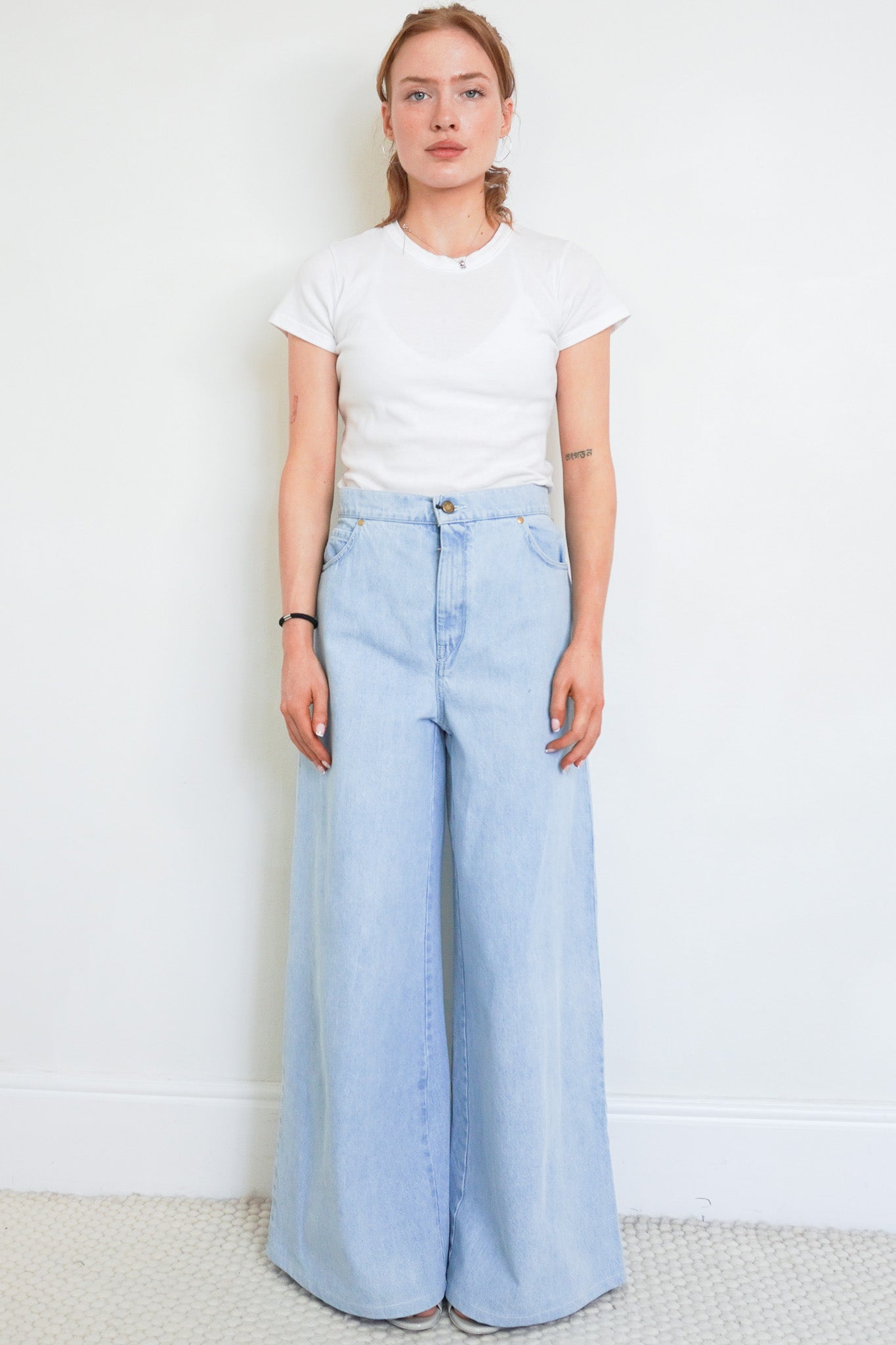 NEW-Max-Mara-Blue-Denim-Jeans-Front-Picture-Chelsea-London