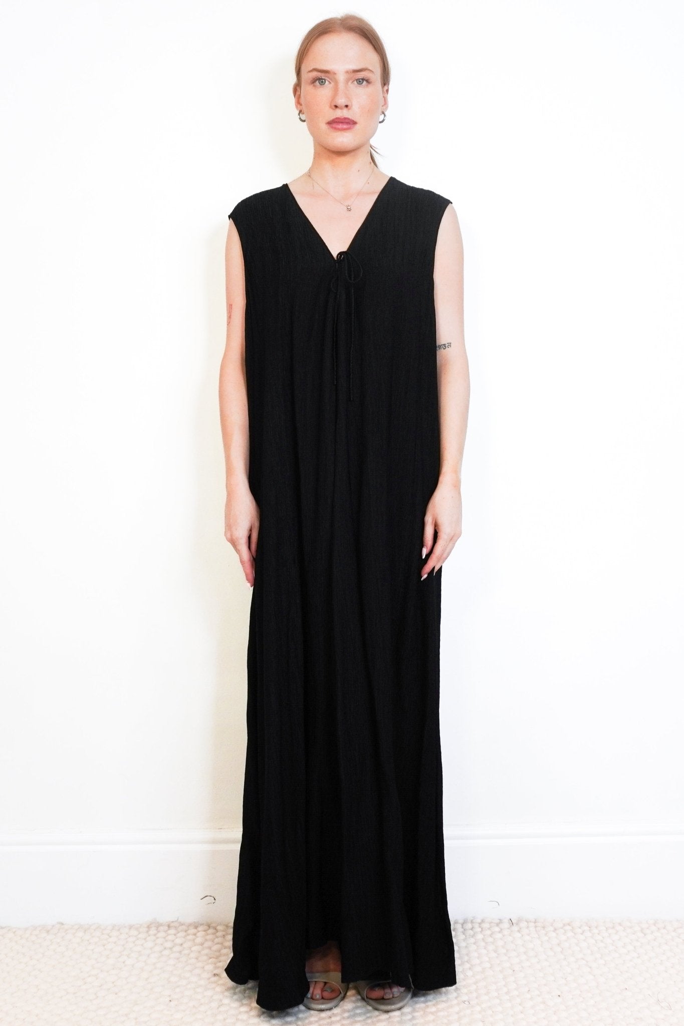 NEW Anine Bing Black Constance Crinkle Dress front photo chelsea london