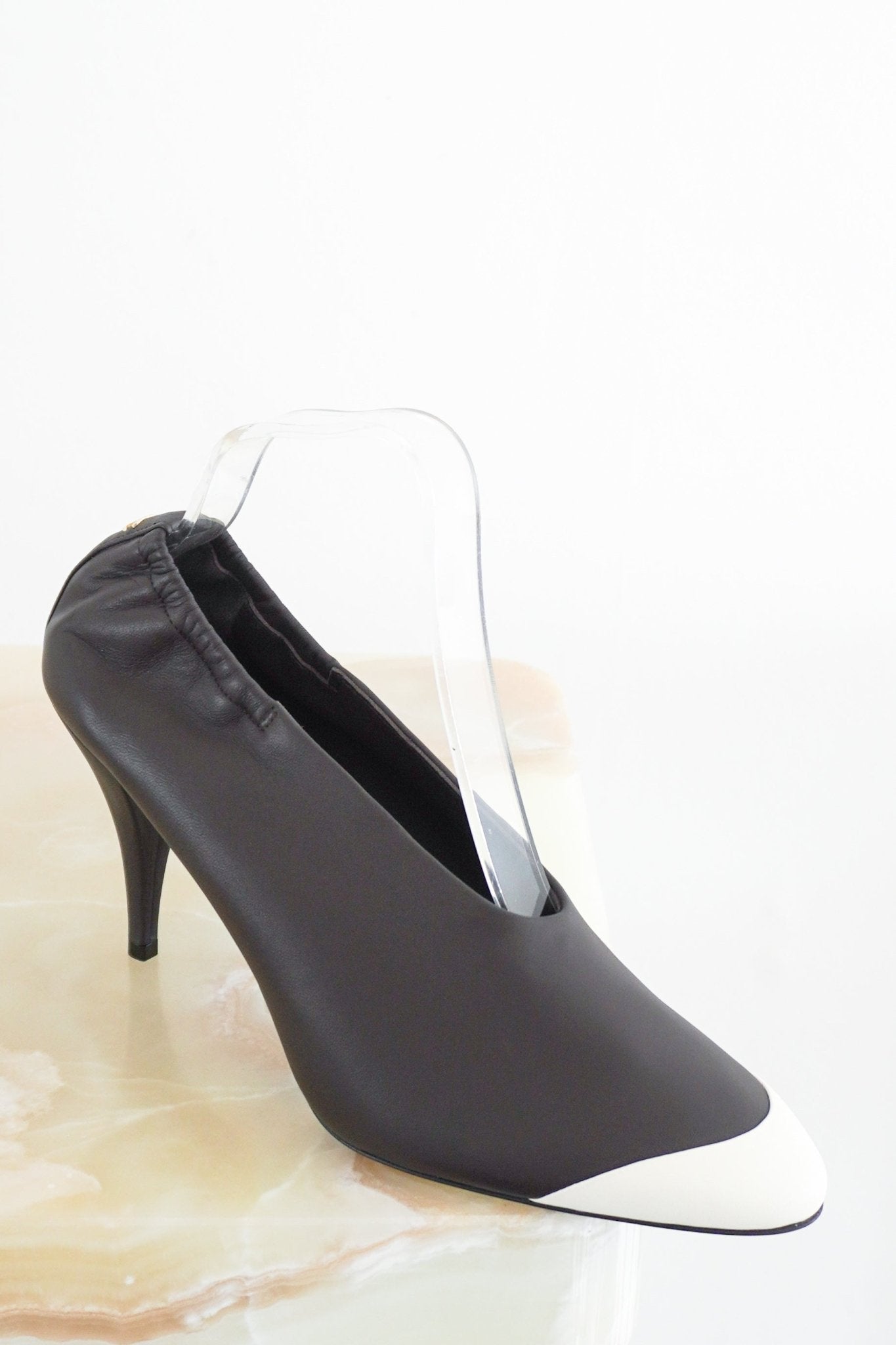 NEW CURRENT SEASON Chanel Lambskin Leather Pumps | Authentic Preloved - Reloved Again