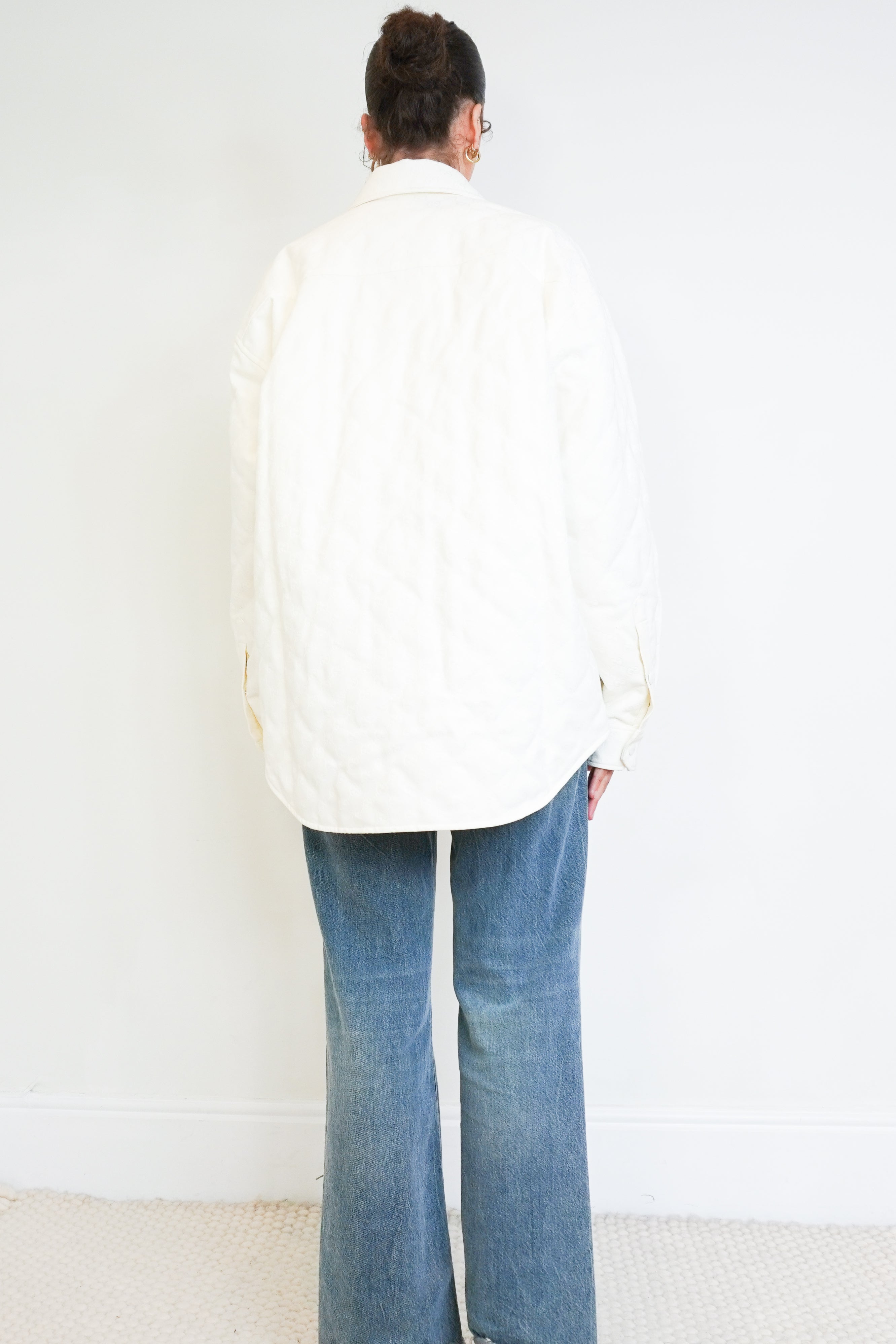 back photo NEW Gucci White GG Monogram Quilted Overshirt Jacket