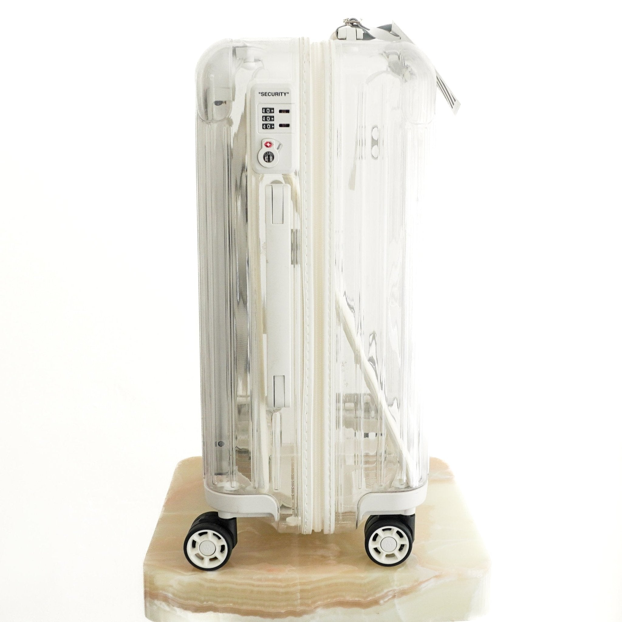 Off-White™ x RIMOWA 
