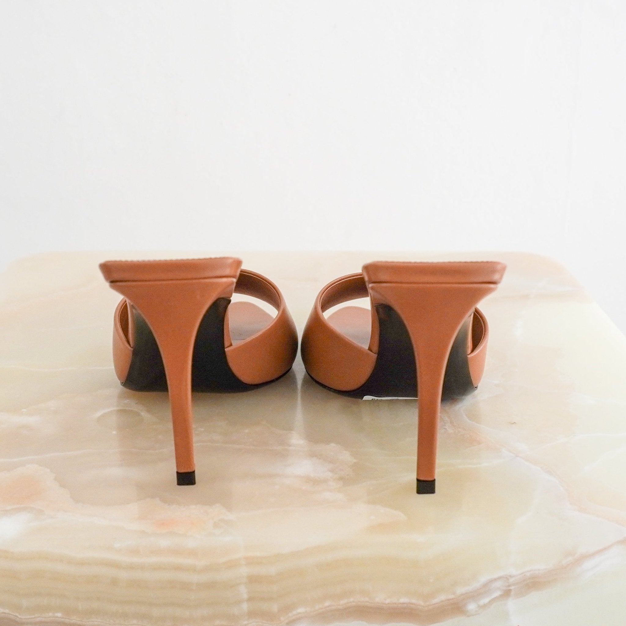NEW Saint Laurent Romy Brown Leather Mules (RRP £770) | Authentic Preloved - Reloved Again