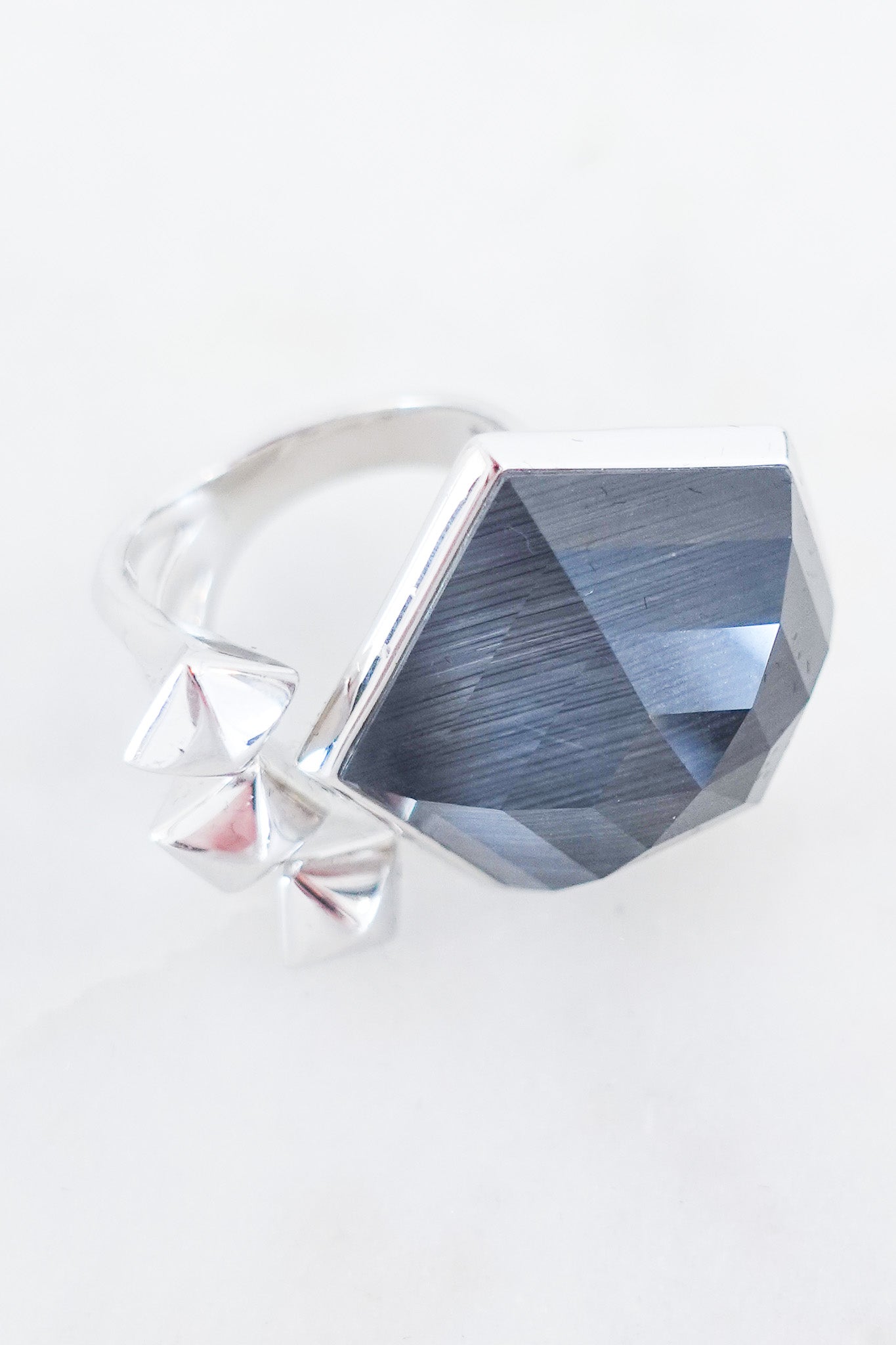NEW Stephen Webster Grey Quartz Ring | Authentic and Preloved