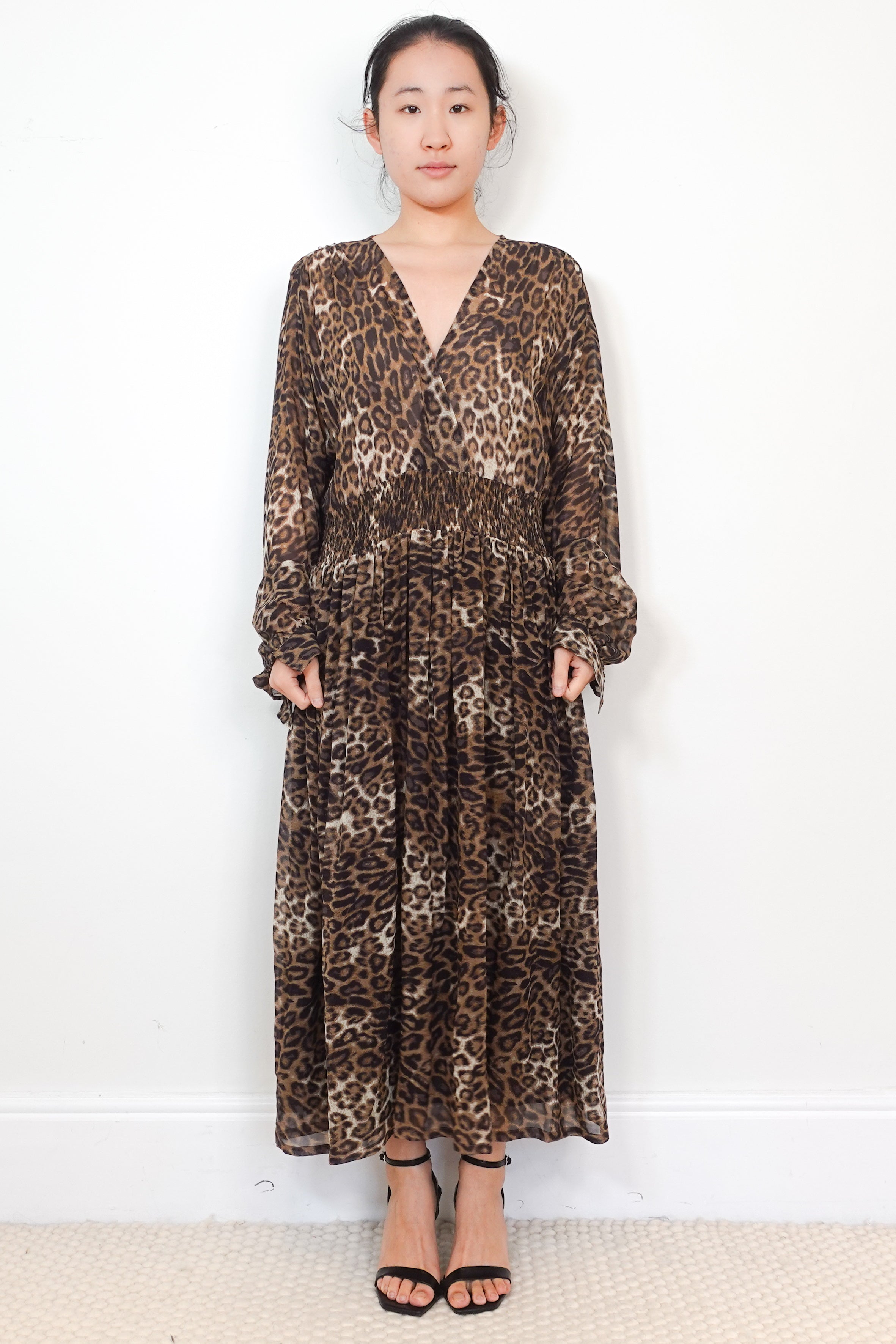 Nili-Lotan-Brienne-Leopard-Silk-Midi-Dress-front-picture-Chelsea-London