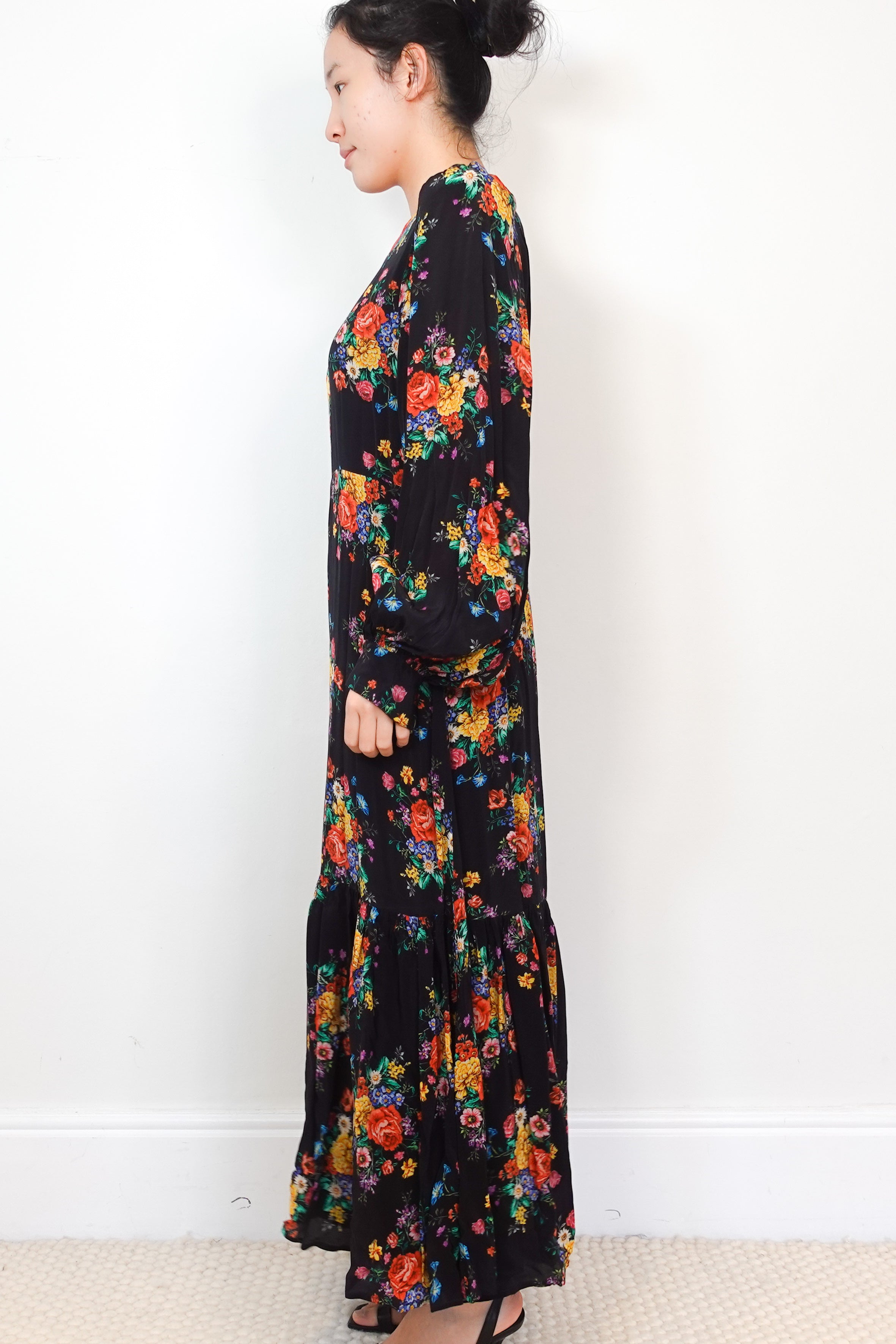 Queens-of-Archive-Black-Floral-Midi-Dress-side-picture-Chelsea-London
