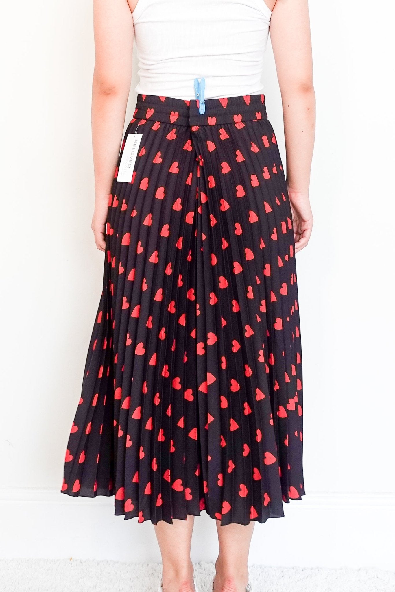 Red Valentino Black Love Heart Design Pleated Midi Skirt RRP £1K | Authentic Preloved - Reloved Again