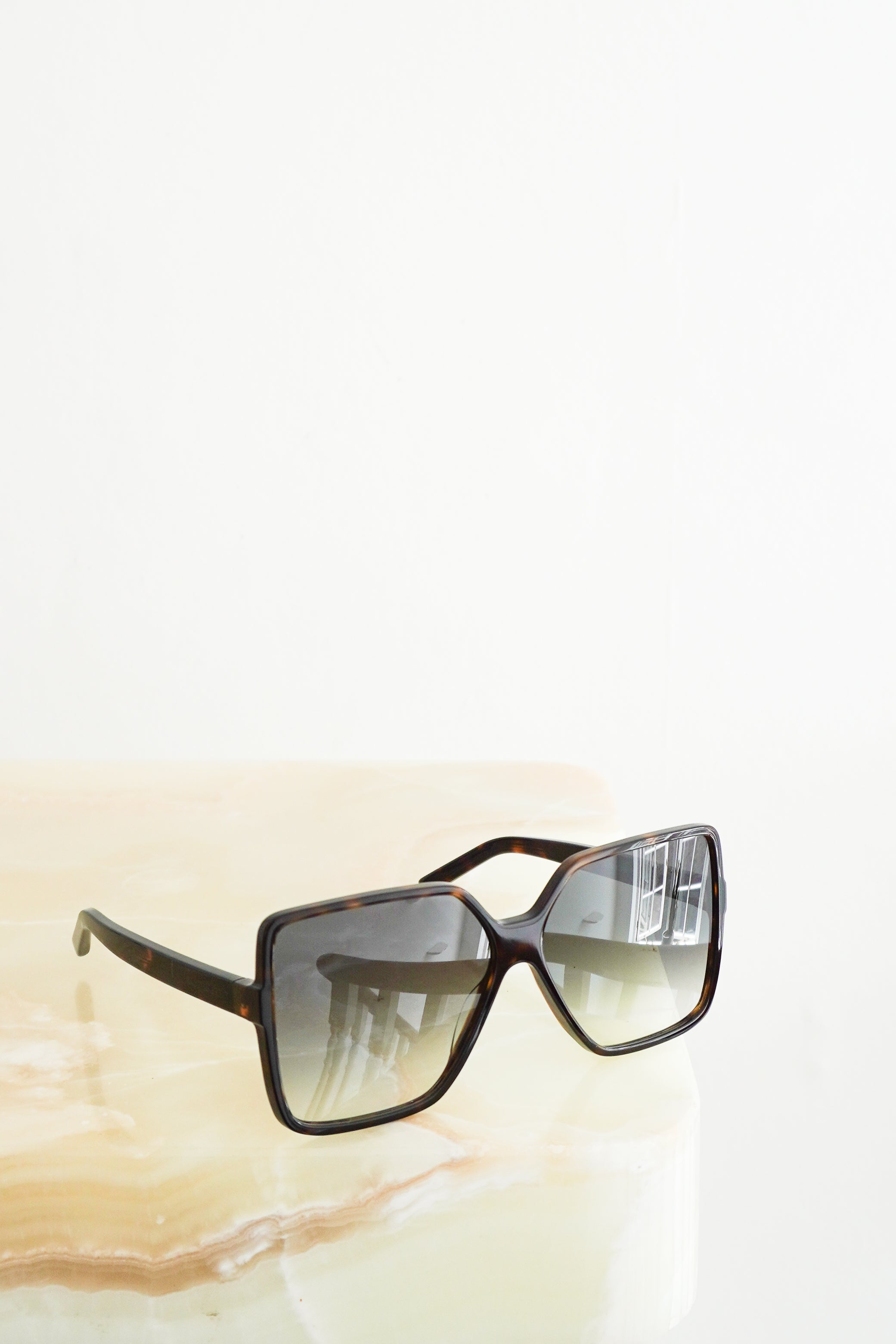 Saint Laurent Betty Oversize Tortoise Shell Sunglasses front photo chelsea london