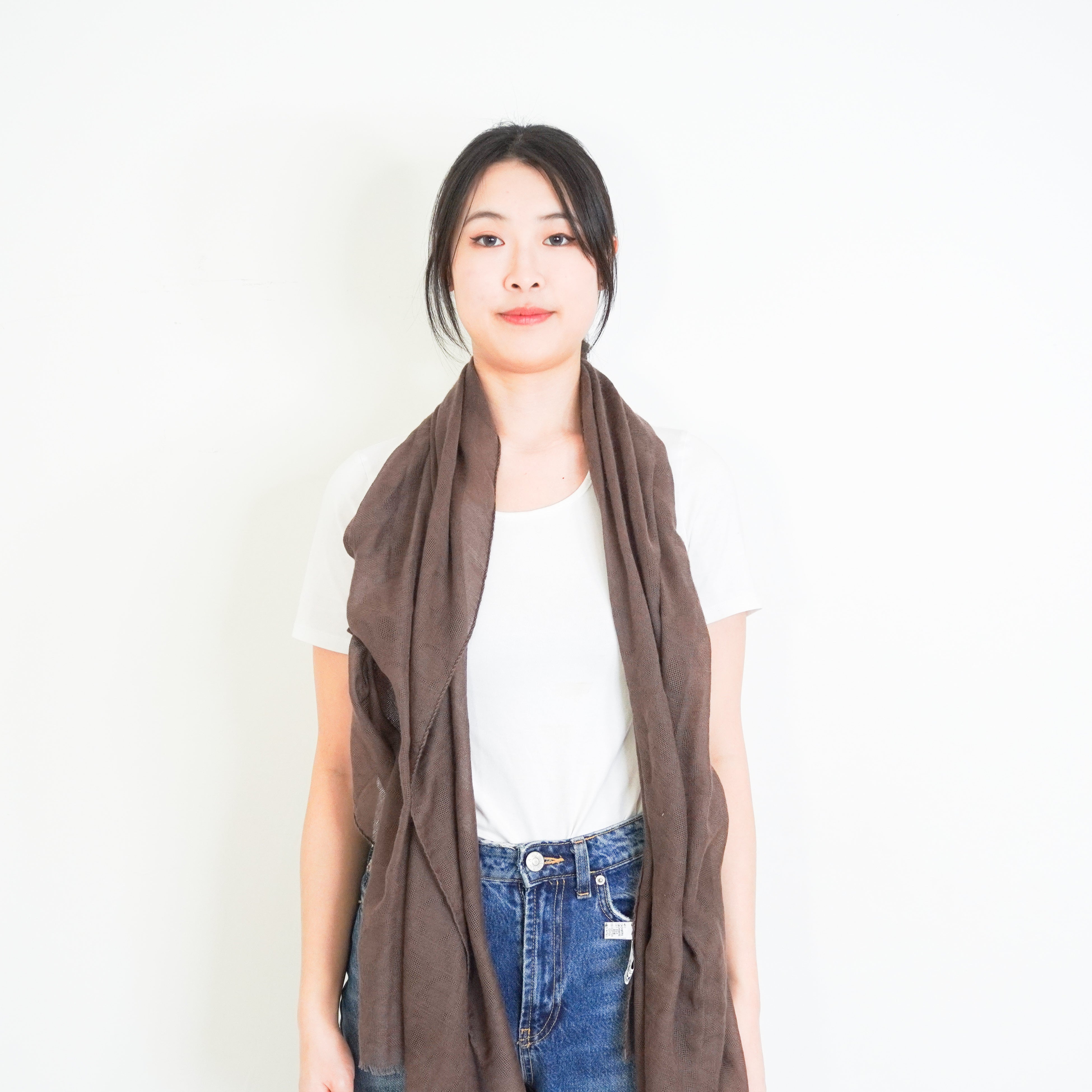 Salvatore-Ferragamo-Brown-Cashmere-Scarf-model-picture-Chelsea-London