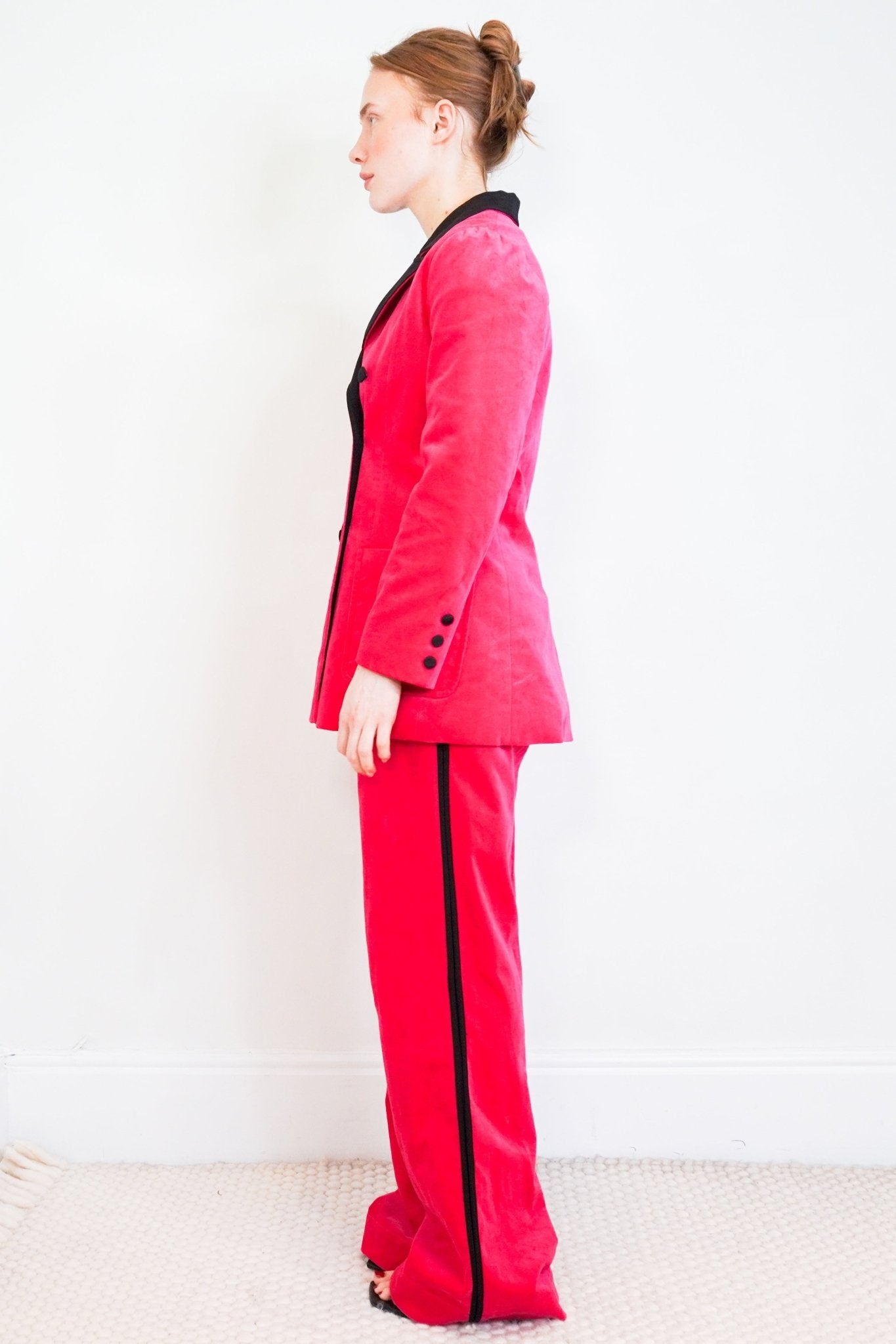 New Serena Bute Pink Velvet Suit Trousers RRP £395 - Reloved Again