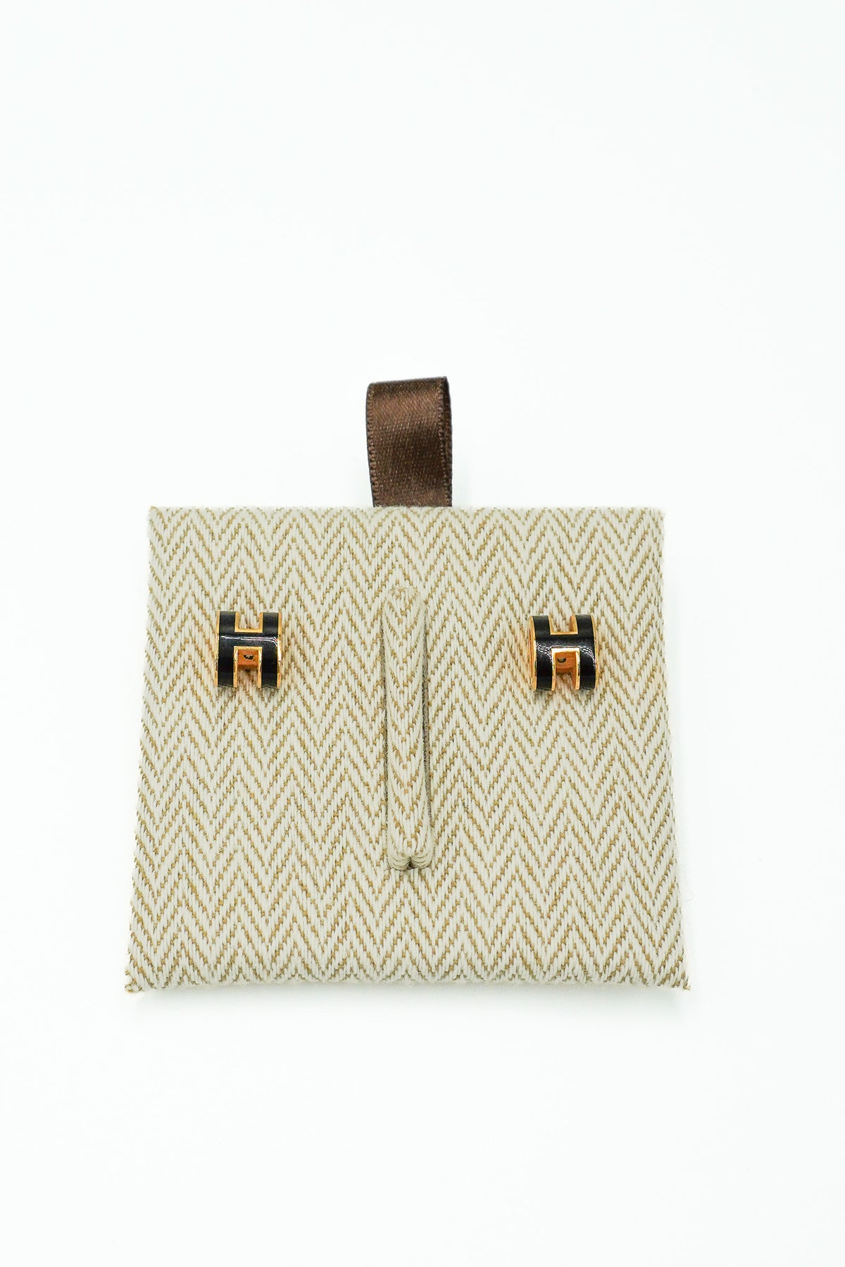 Side Image: Hermes Mini Pop H Earrings in Noir and Yellow 