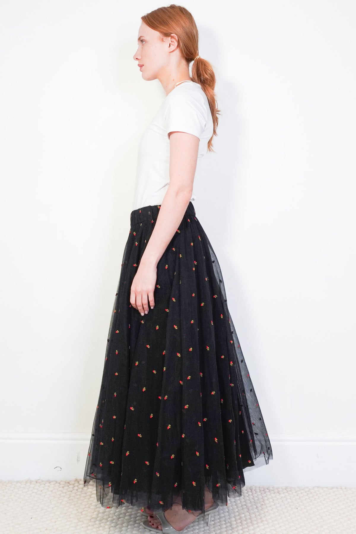 Side Image: Parosh Embroidered Skirt in Black