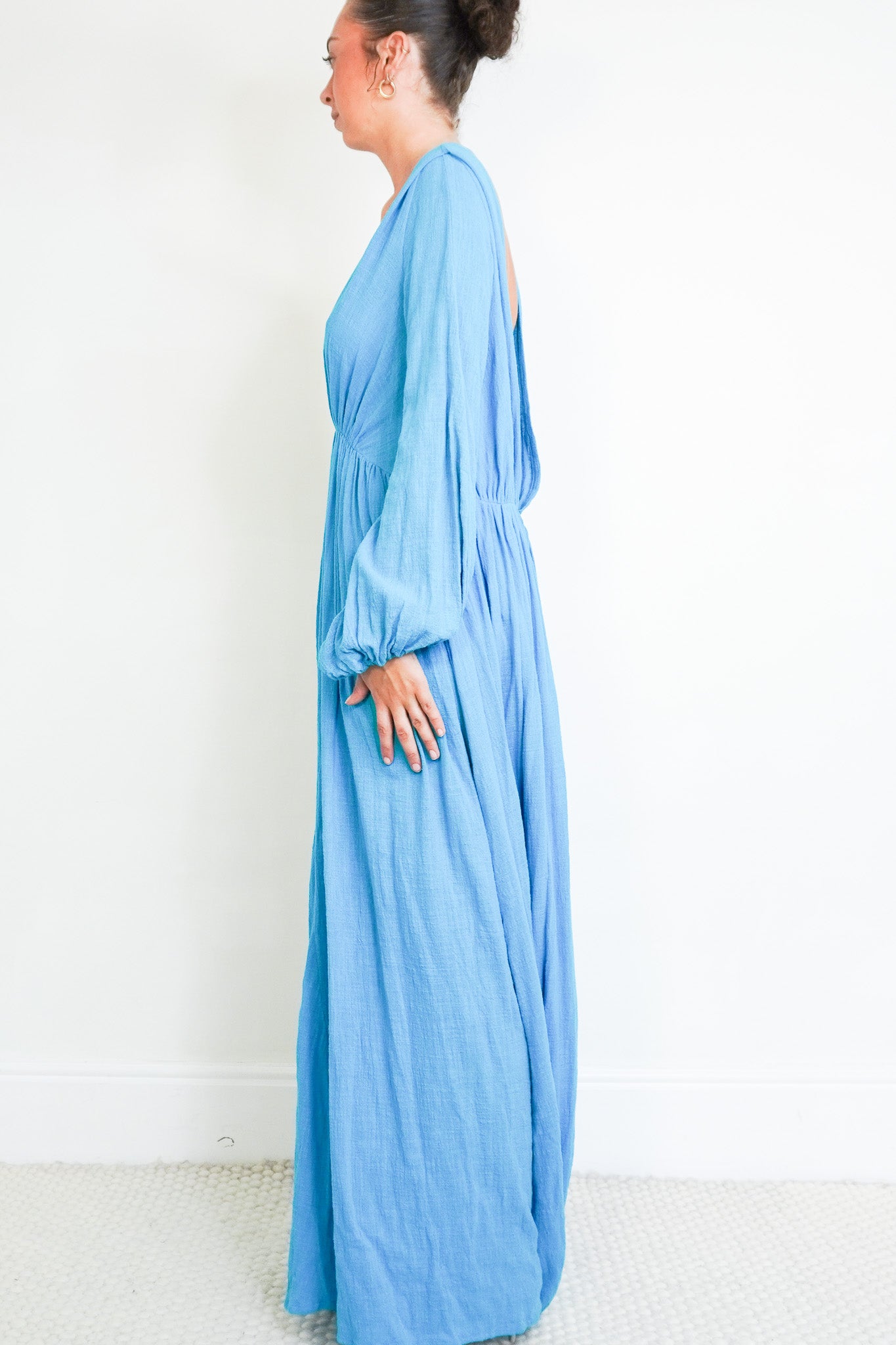 Side image of the Kalita Blue Dress