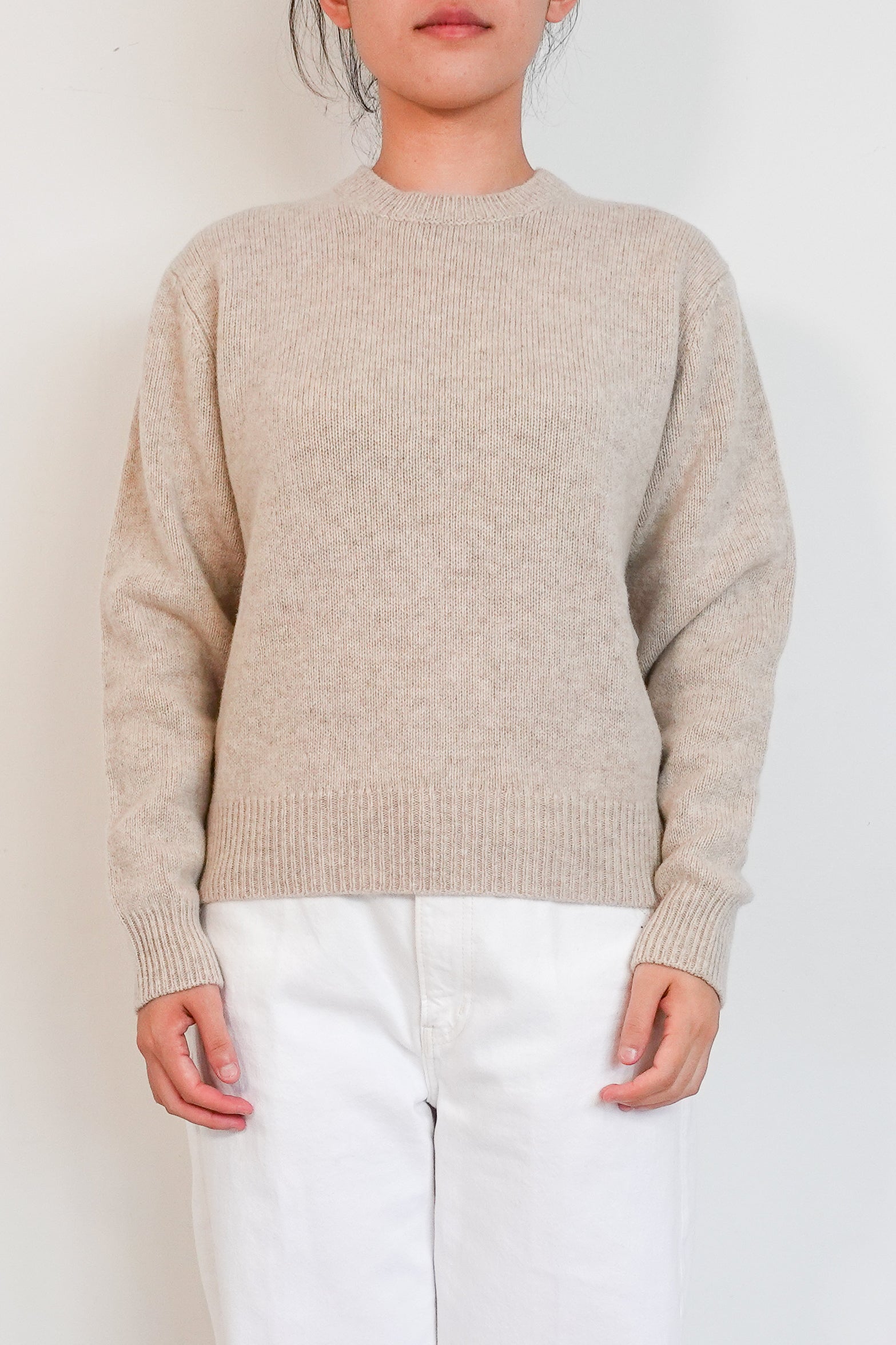 Sporty-and-Rich-comfy-wool-cream-sweater-with-embroidered-logo-front-picture