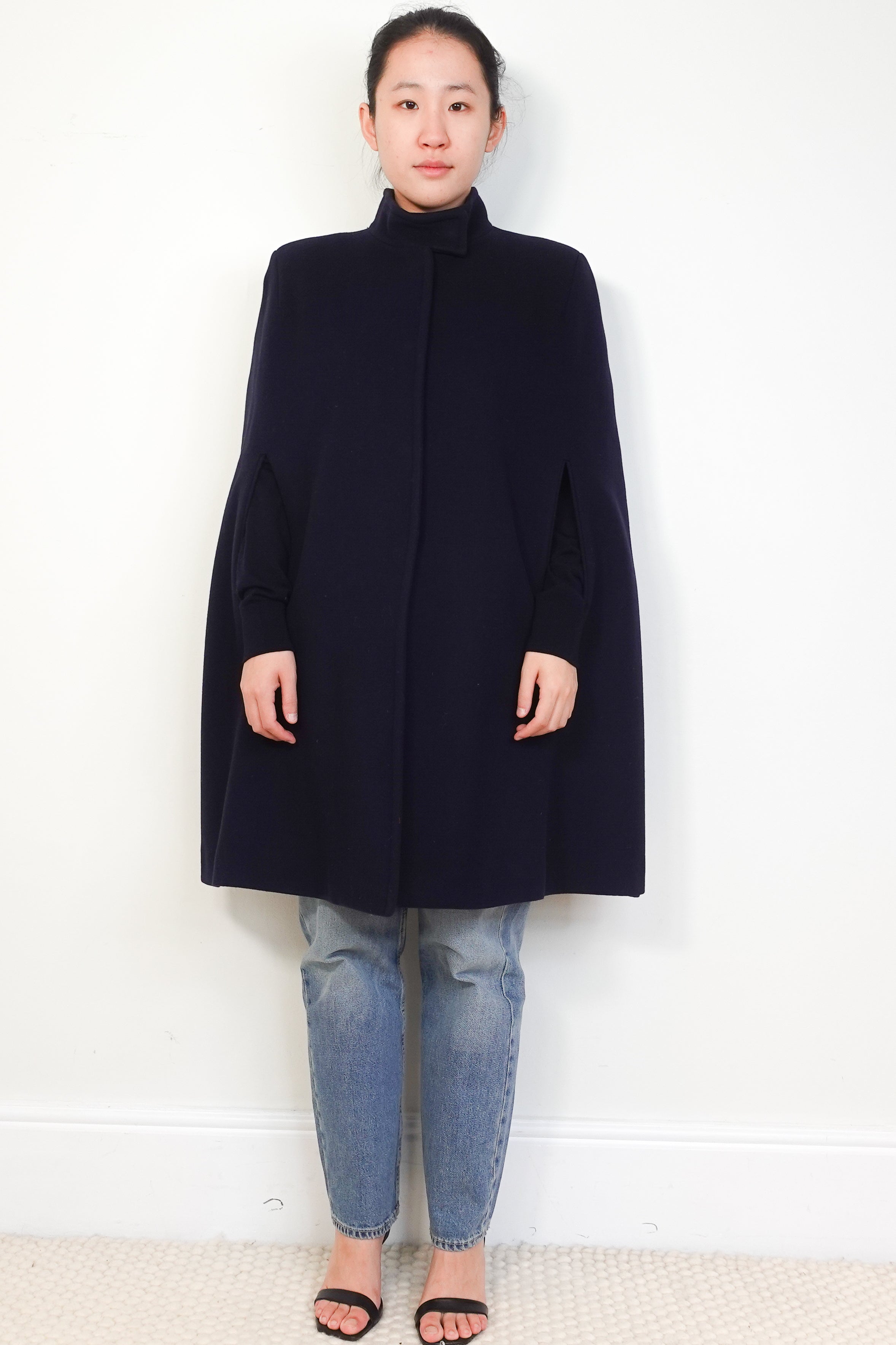 Stella-McCartney-Navy-Wool-Cape-authentic-Preloved-front-picture-chelsea-London 