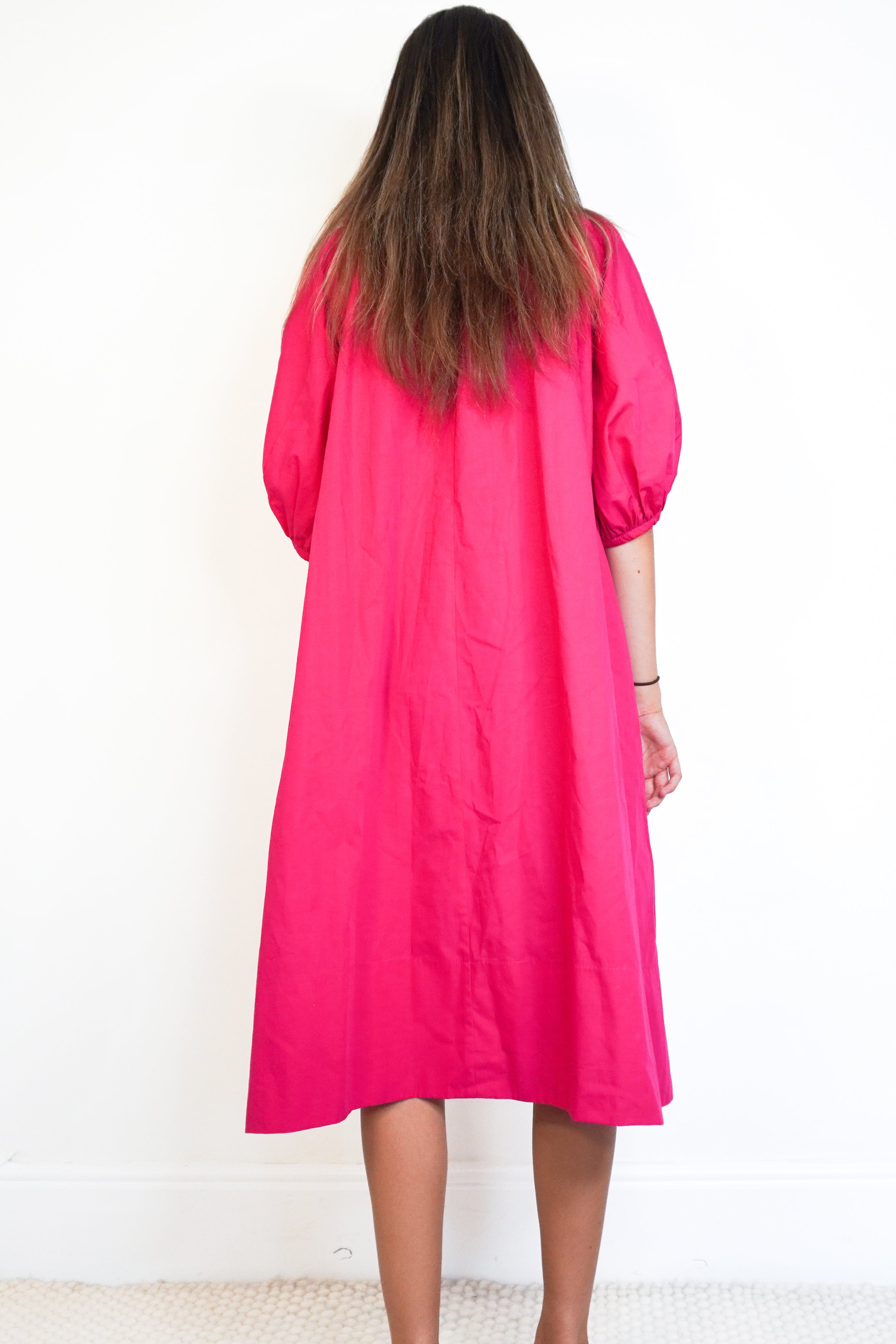 Stone & Waisted Fuchsia Cotton Bow-Neck Midi Dress back photo chelsea london