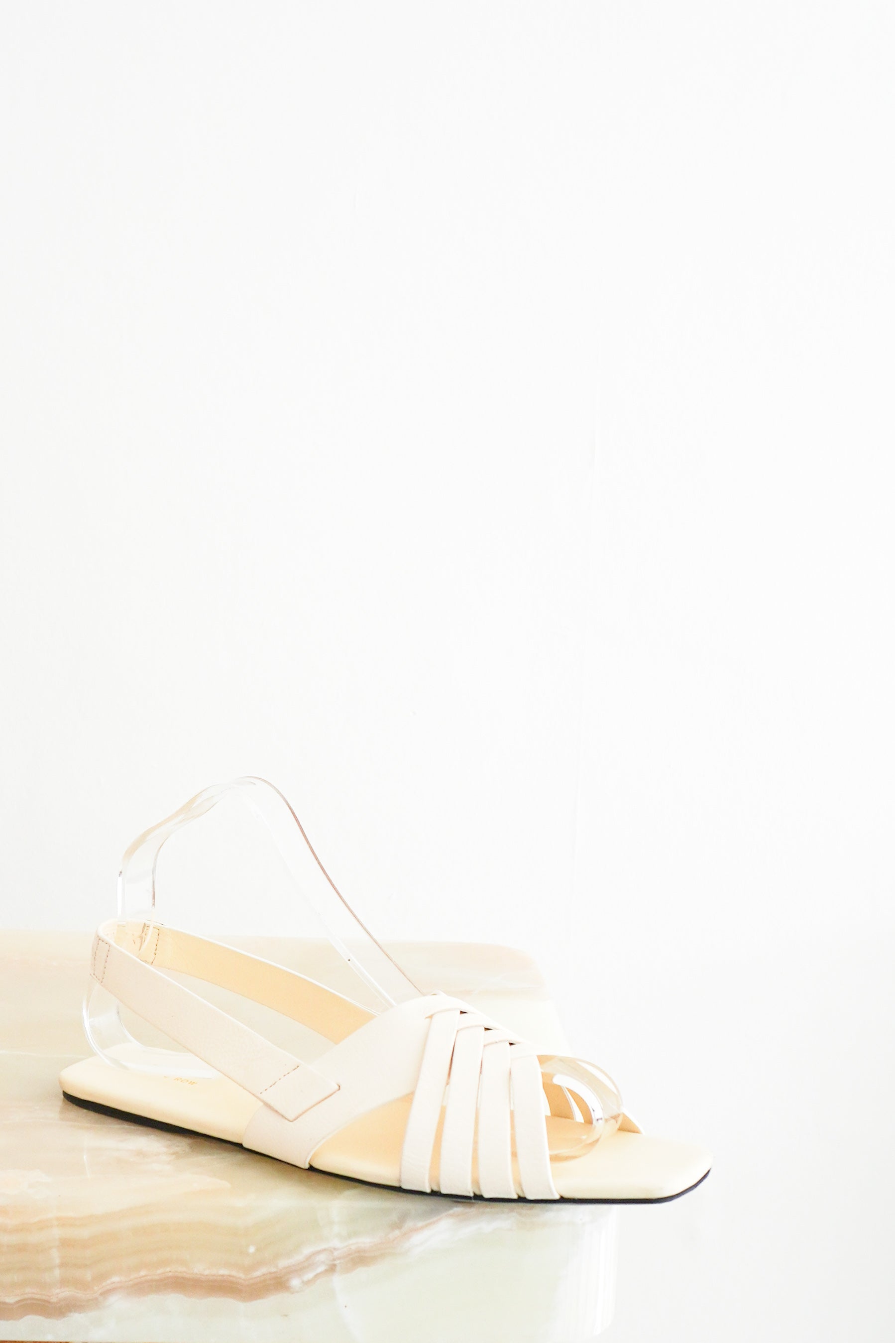 The-Row-White-Meera-Flats-front-picture-Chelsea-London