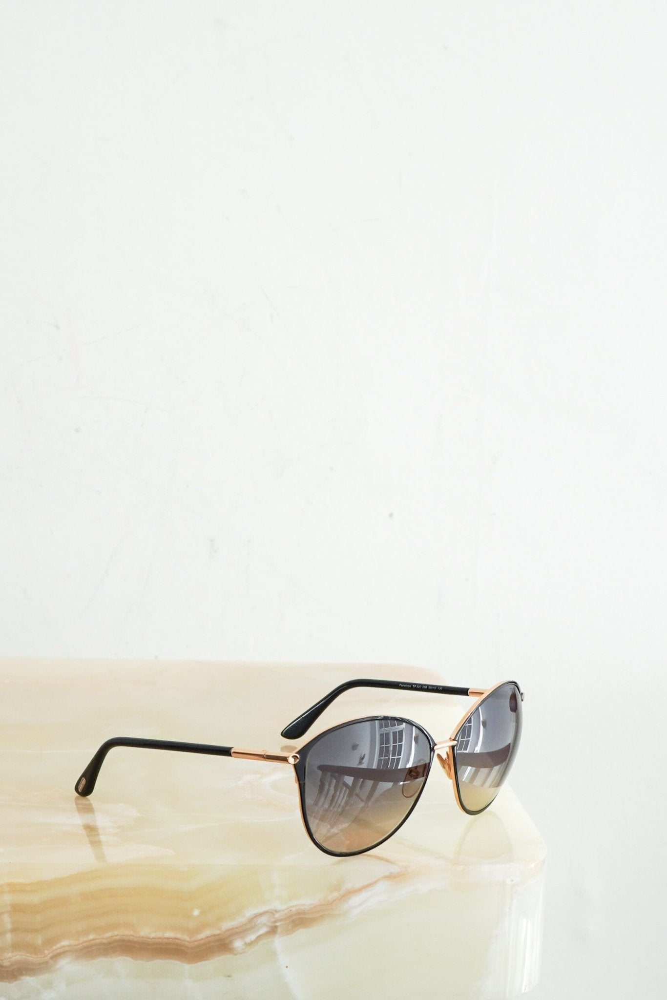 Tom Ford Penelope Cat Eye Sunglasses RRP £345 | Authentic  display picture 3