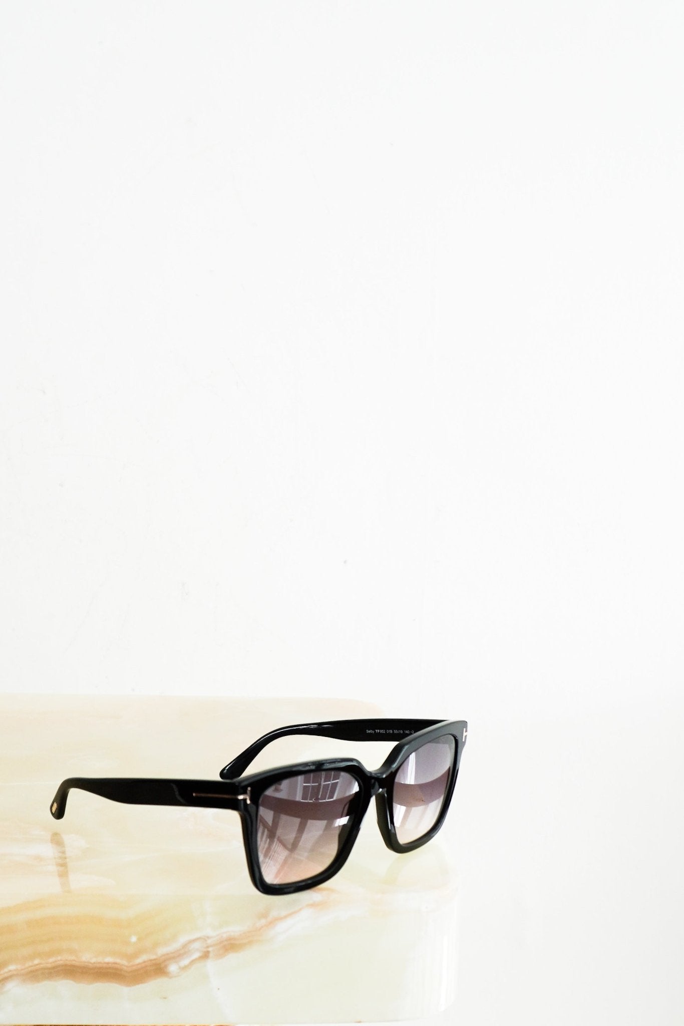 Tom Ford Selby Oversize Square Sunglasses RRP £345  display picture 2