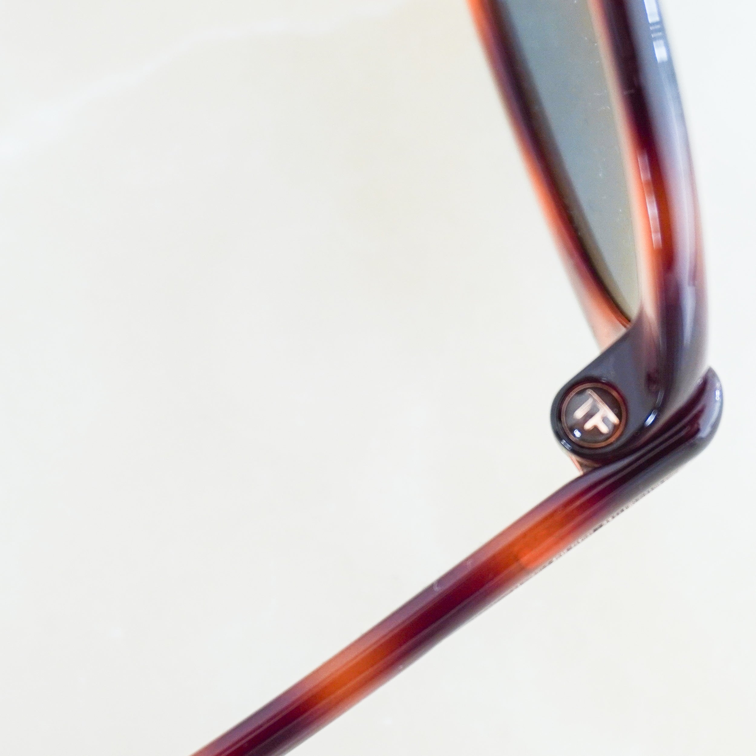 Tom-ford-tortoise-shell-oversized-sunglasses-authentic-preloved-detail-picture-Chelsea-london
