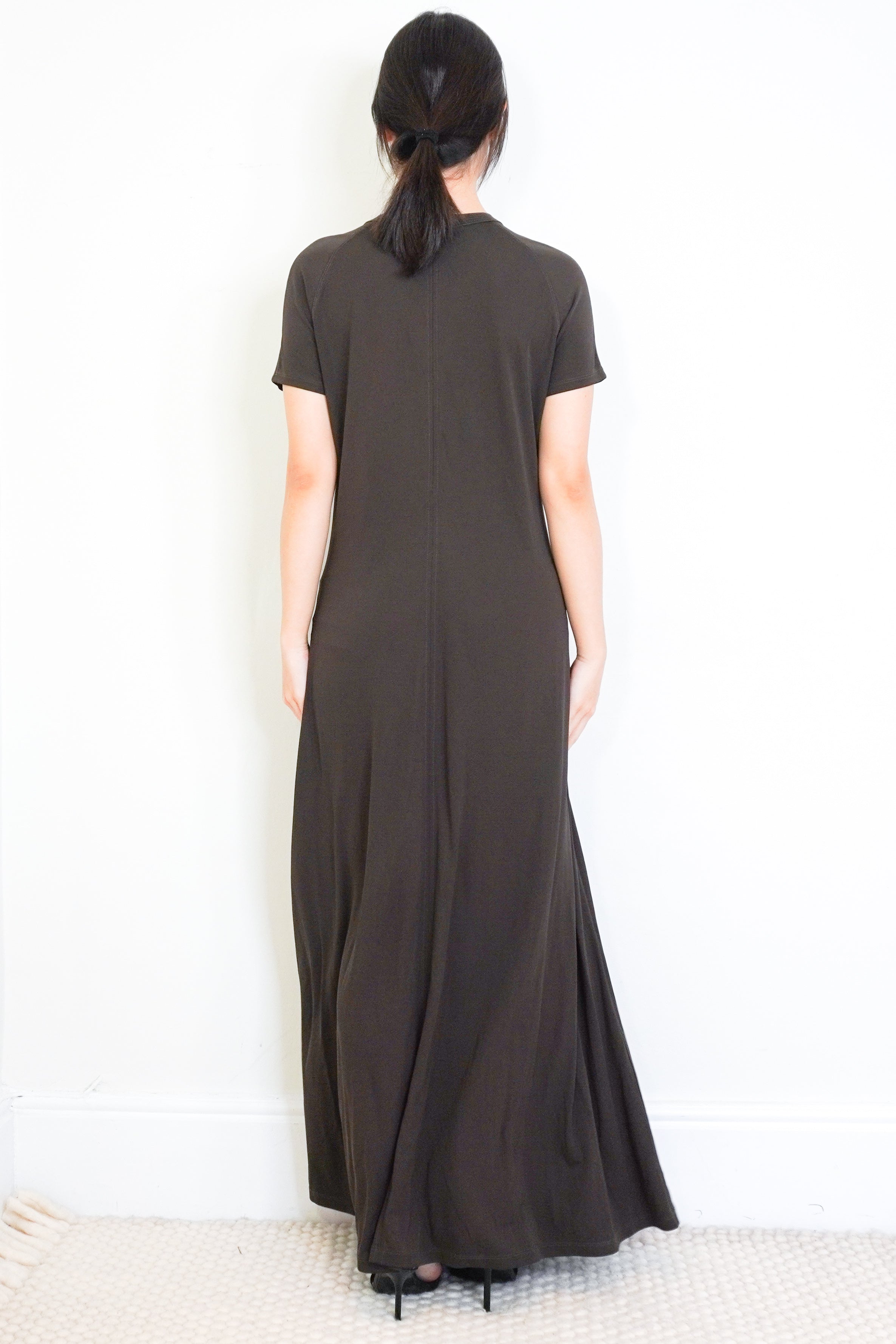 Toteme-Fluid-Dress-in-Brown-back-picture-Chelsea-London