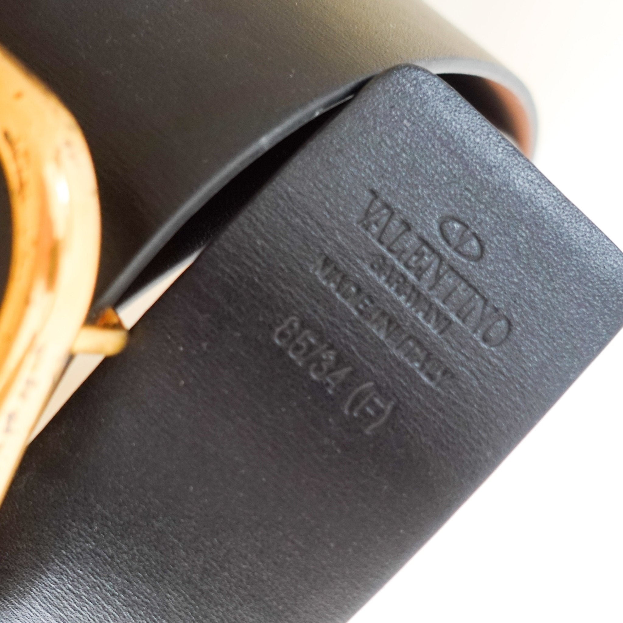 Valentino V Logo Black Belt RRP £350 | Authentic Preloved - Reloved Again