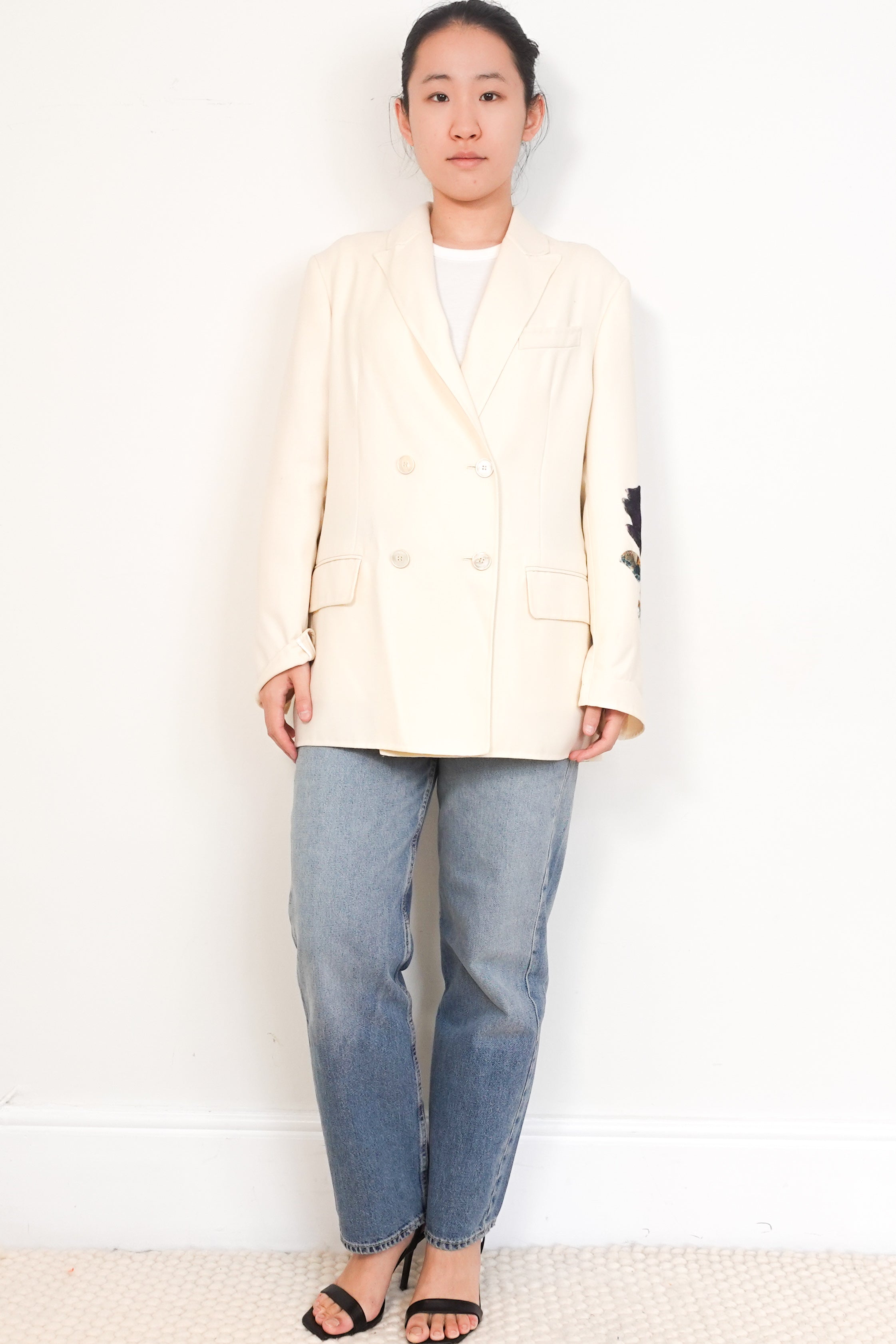 Valentino-Winter-White-Wool-Blazer-with-a-Rose-front-picture-2-Chelsea-London