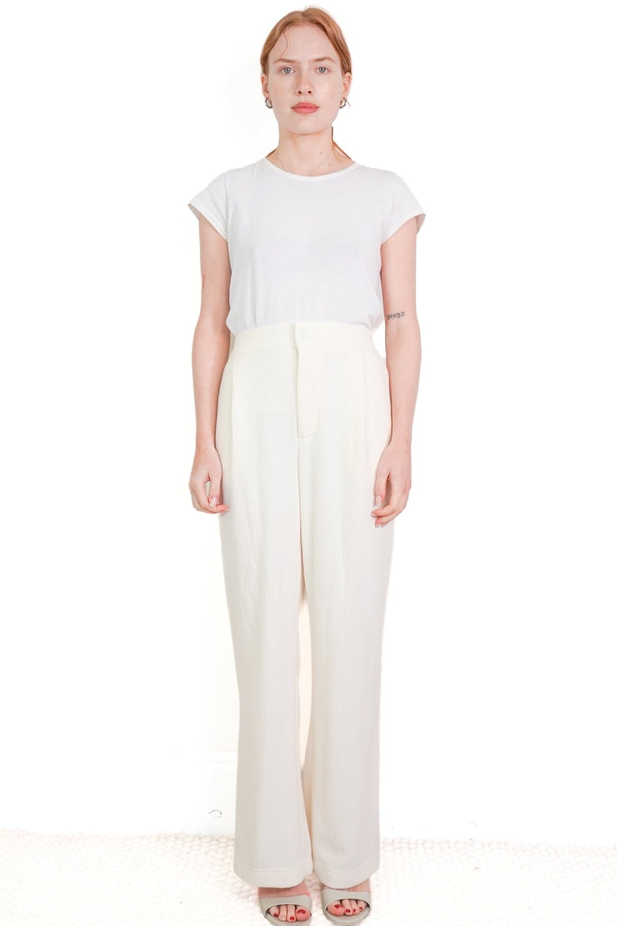 Varley Aberdeen Corduroy Trousers | Authentic Preloved - Reloved Again