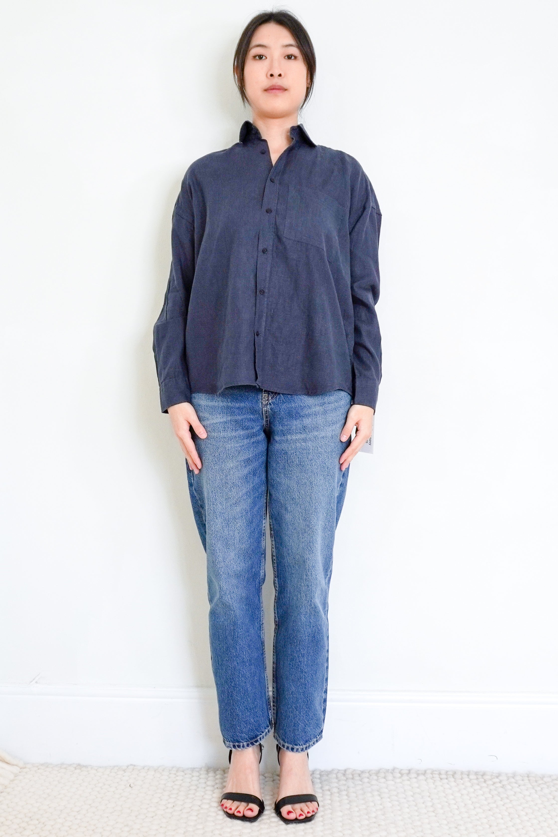 WNU-The-Weekend-Navy-Linen-Shirt-front-picture-Chelsea-London