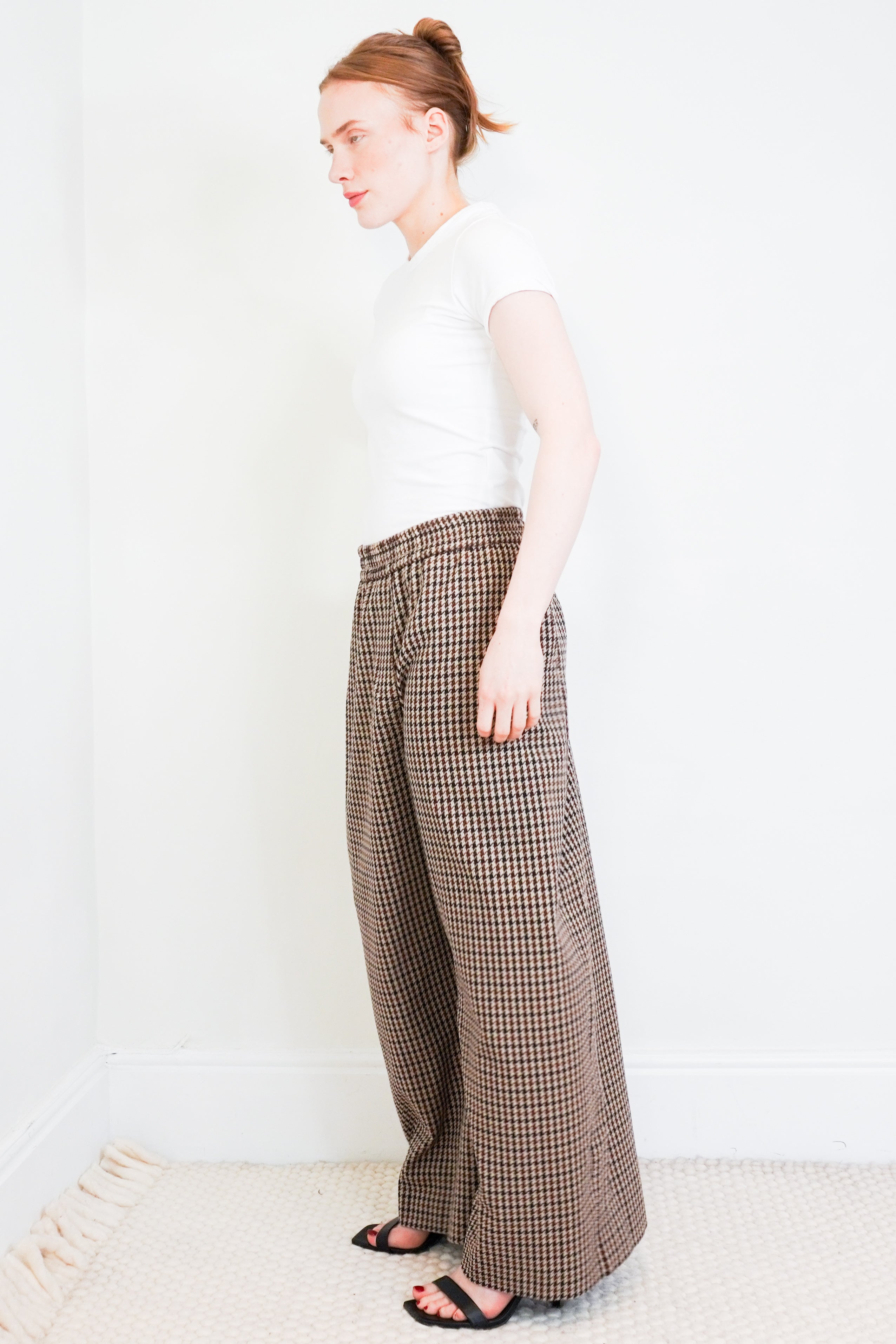 Weekend- Max-Mara-Check-Trousers-Side-Picture