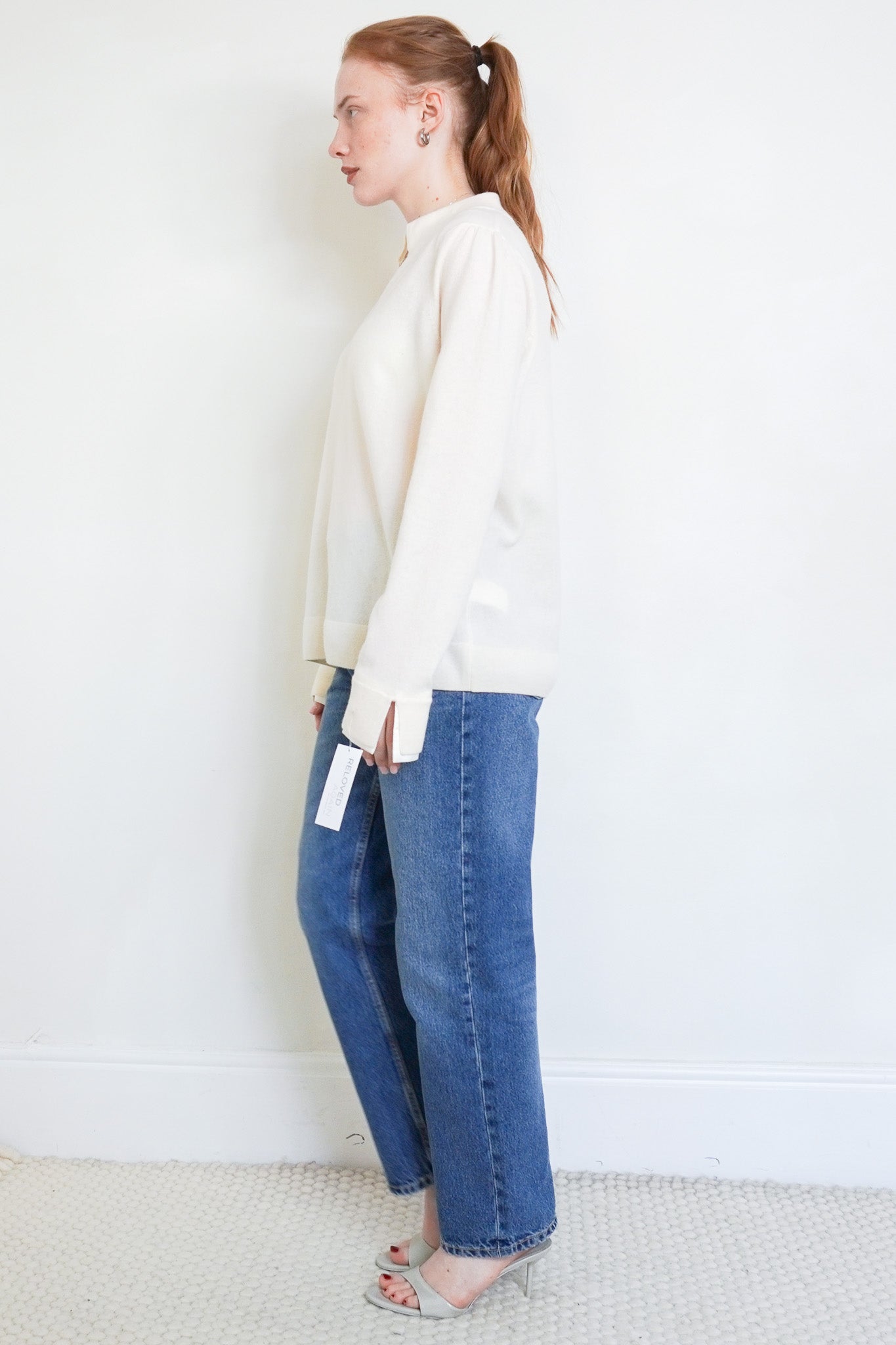 Wyse-White-Jumper-Side-Picture