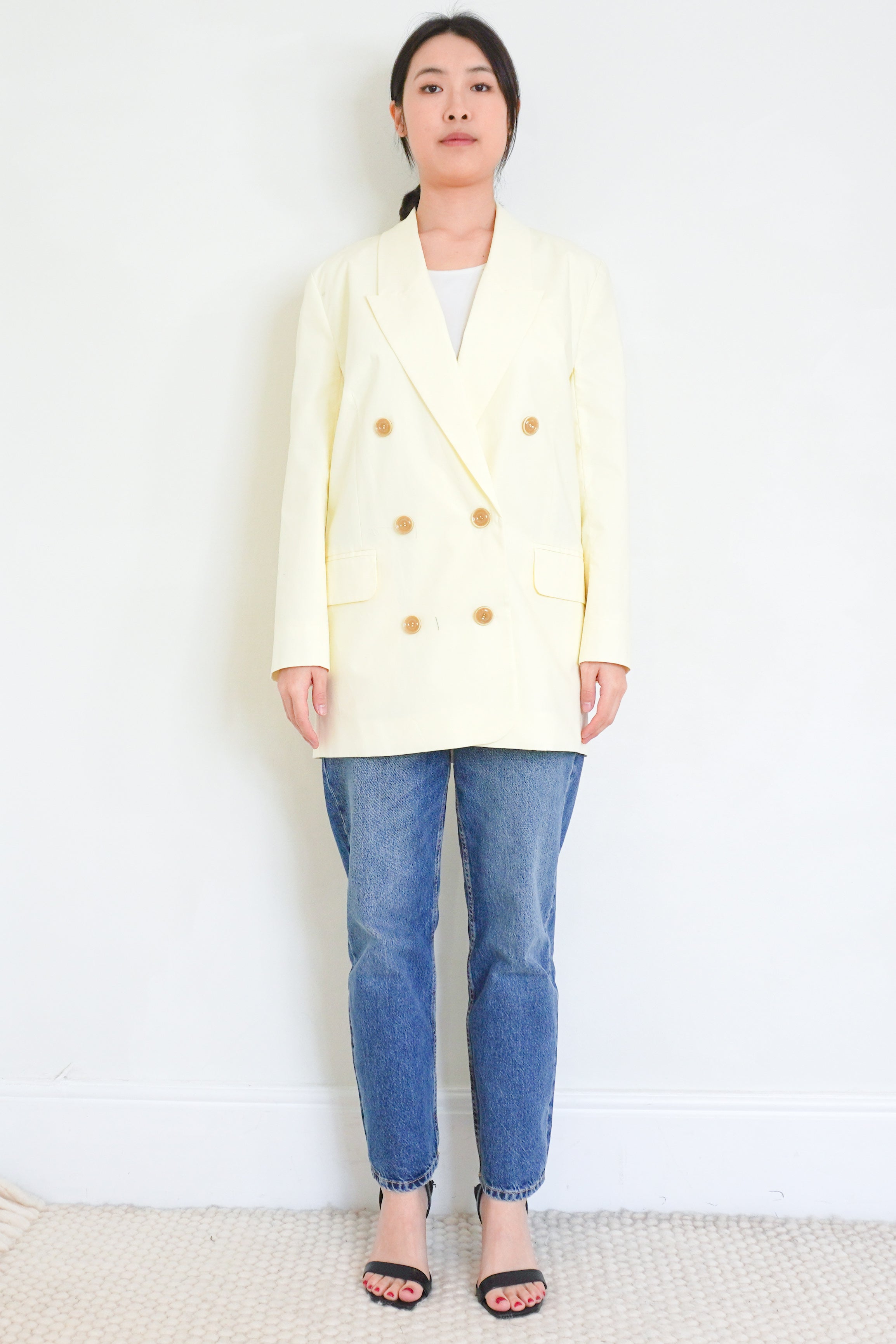 Zimmermann-Pale-Yellow-Linen-Blazer-front-picture-Chelsea-London
