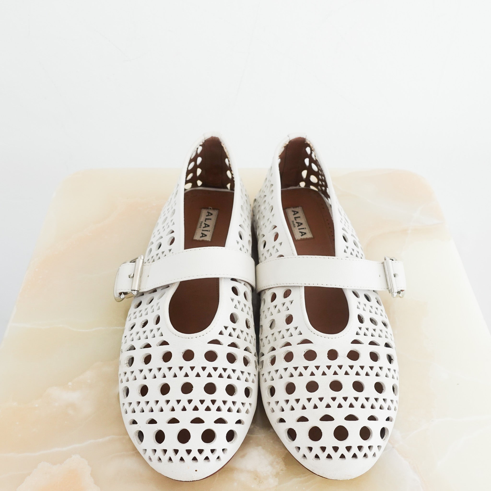 ALAIA Laser - cut white Ballet Flats RRP £850 | Preloved Authentic - Reloved Again