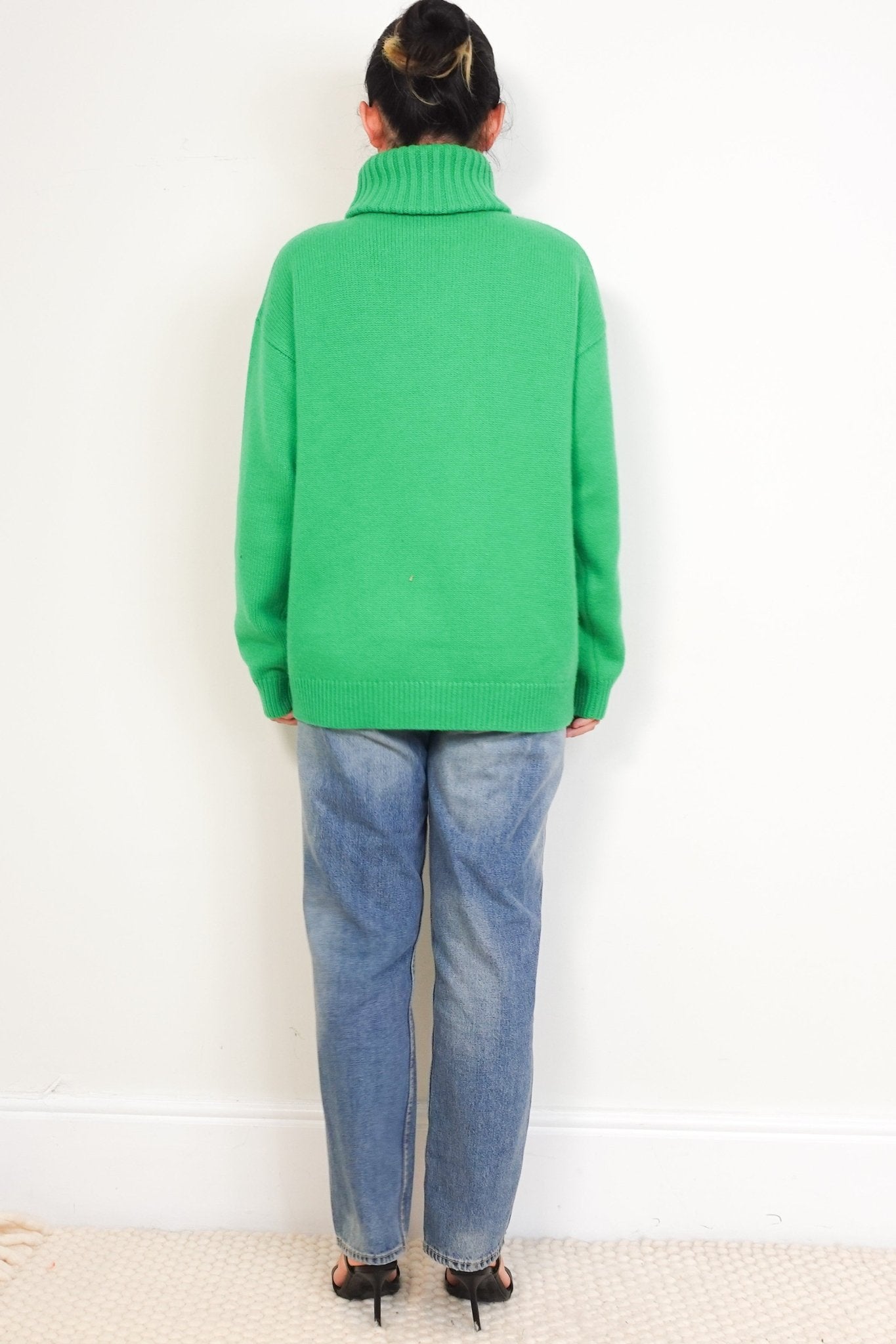 Alex Eagle Green Cashmere RRP £350 | Authentic Preloved - Reloved Again
