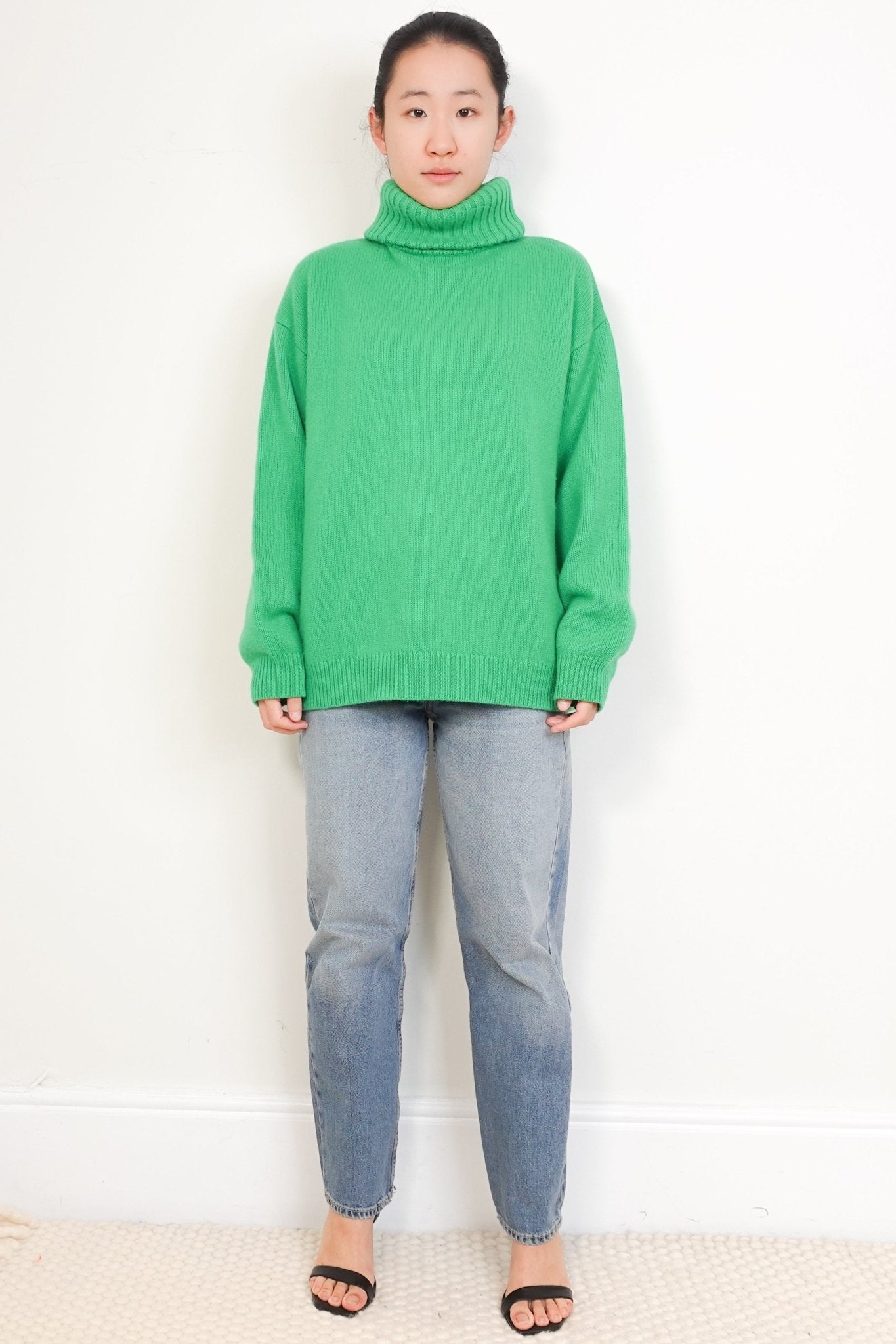 Alex Eagle Green Cashmere RRP £350 | Authentic Preloved - Reloved Again