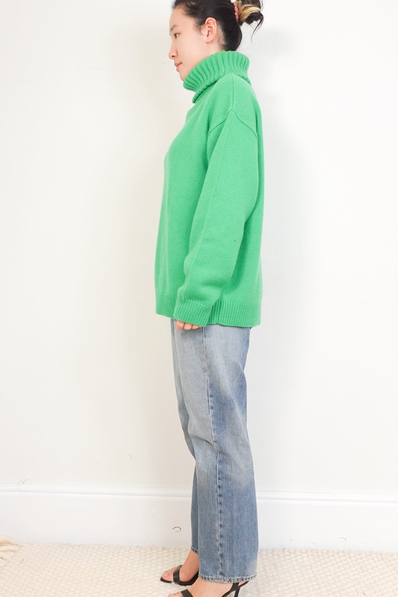 Alex Eagle Green Cashmere RRP £350 | Authentic Preloved - Reloved Again