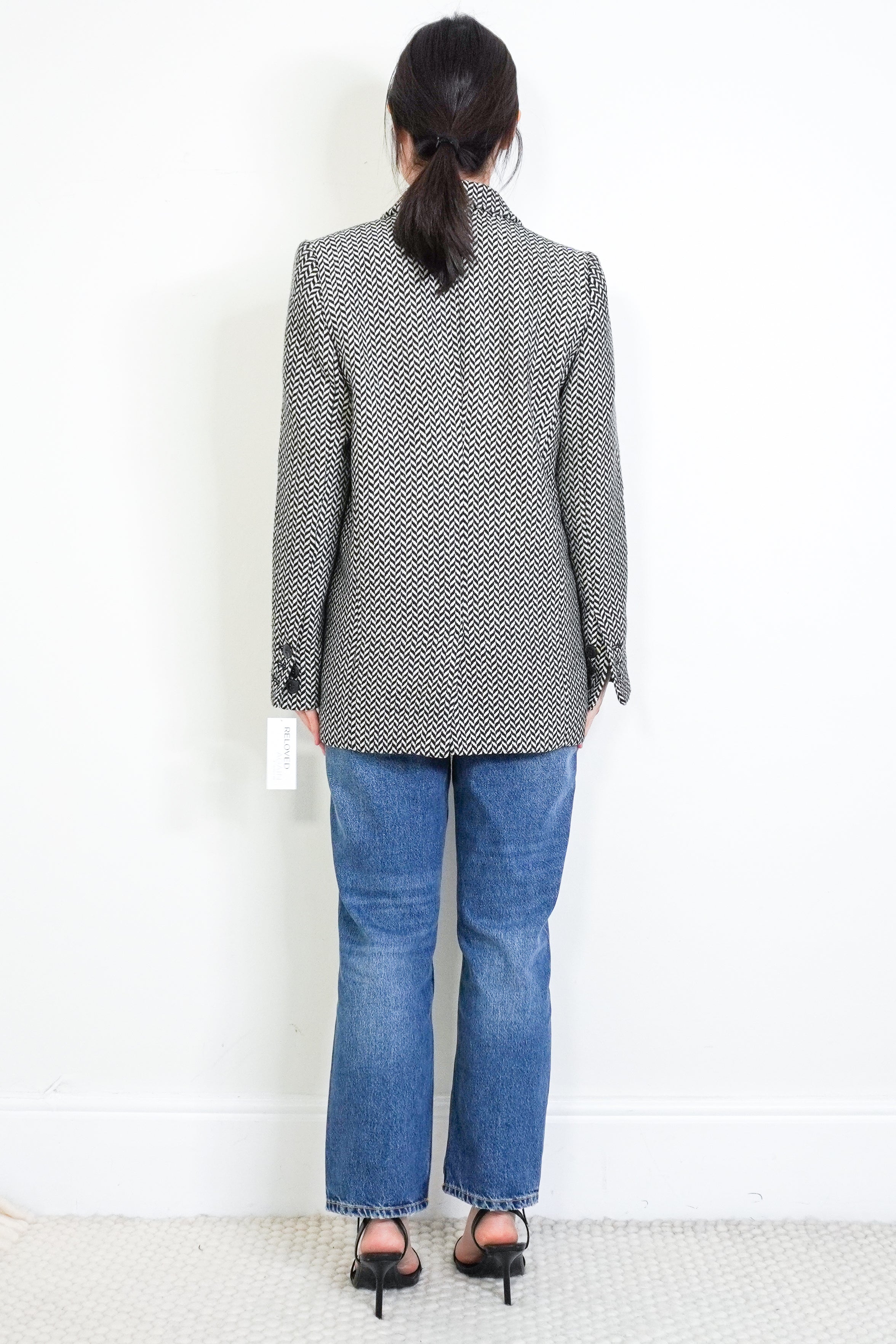 anine-bing-chevron-blazer-authentic-preloved-back-picture-chelsea-london