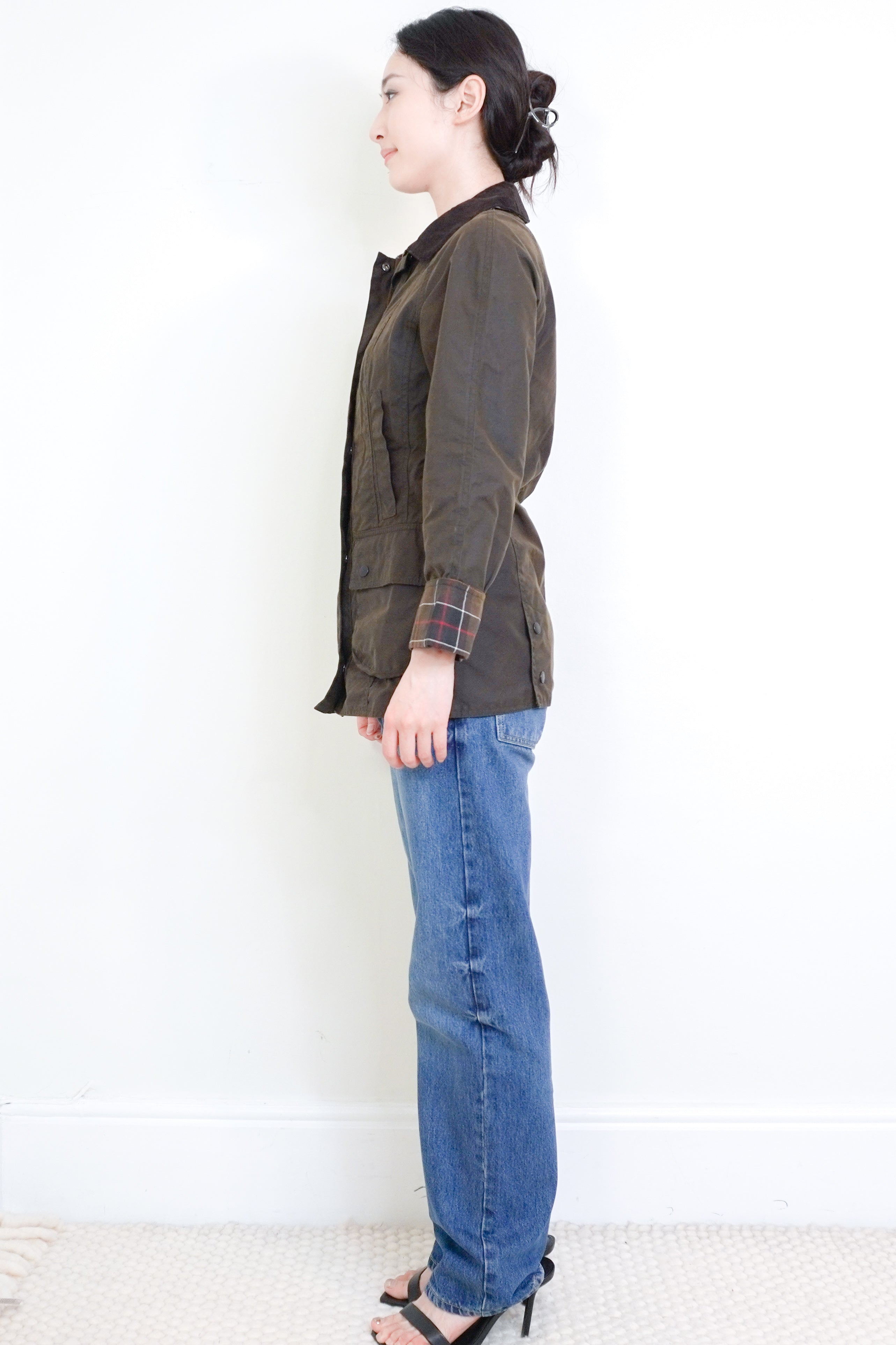 barbour-khaki-brown-corduroy-trimmed-country-jacket-authentic-preloved-side-picture-Chelsea-London