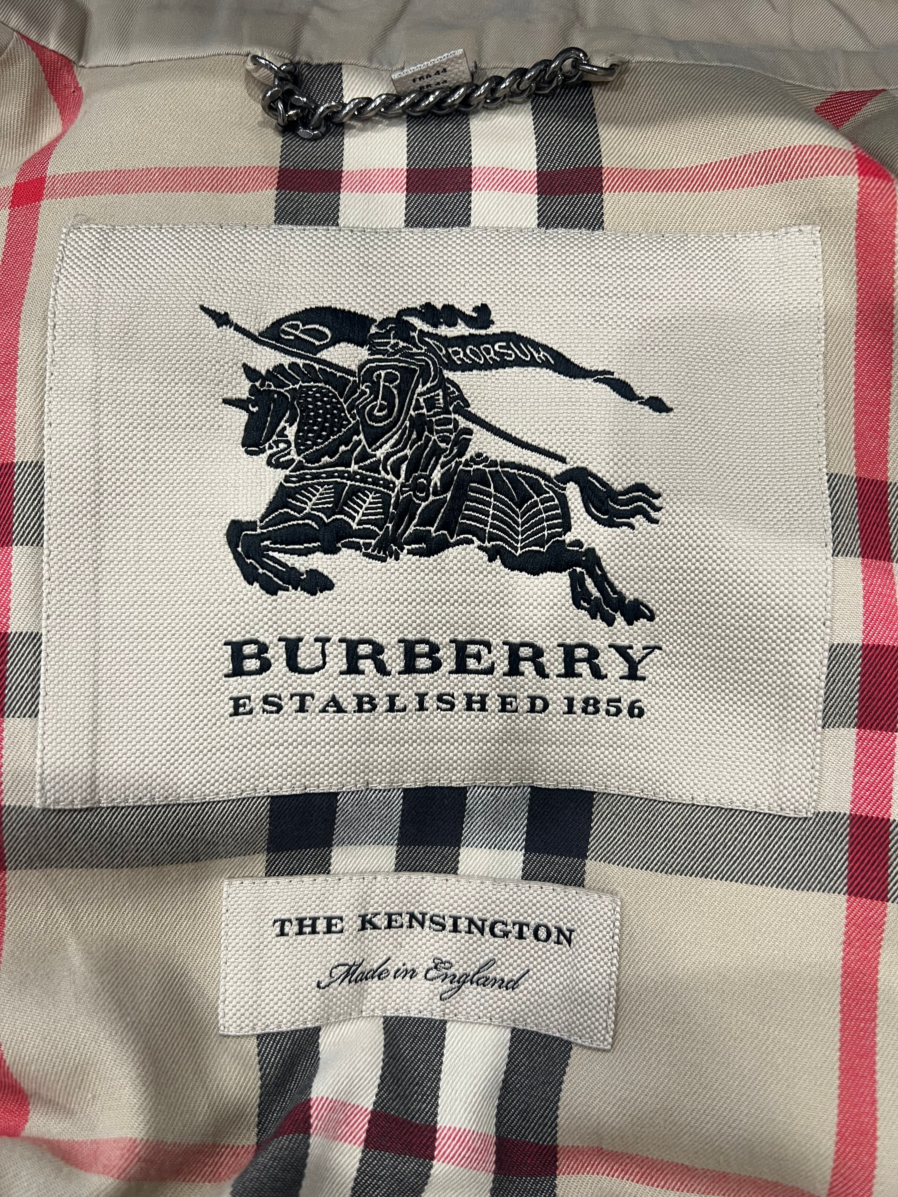 burberry-kensington-beige-trench-coat-authentic-preloved-logo-picture-Chelsea-london