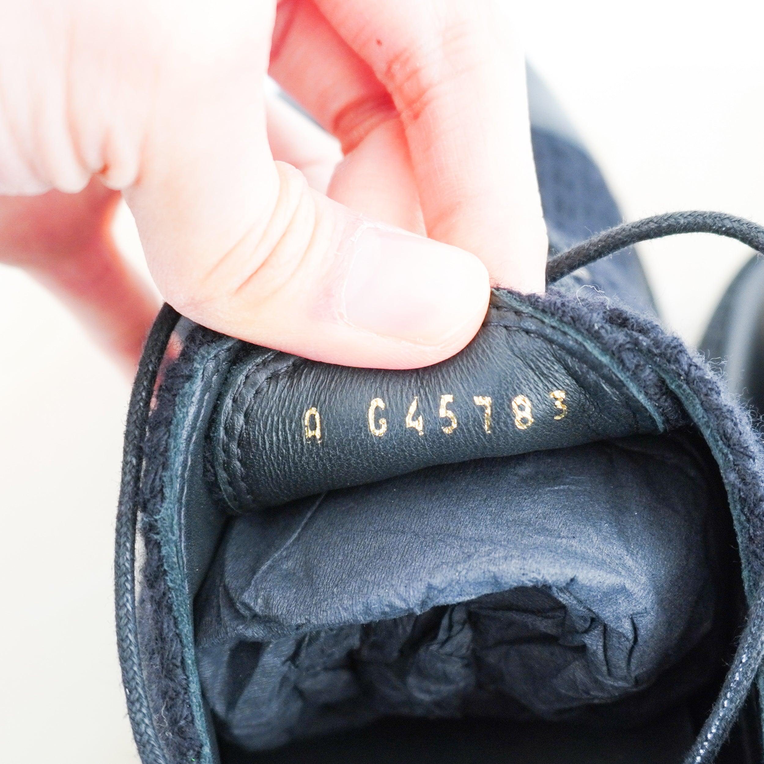 chanel-black-tweed-cc-loafers-authentic-preloved-serial-code-picture-Chelsea-london