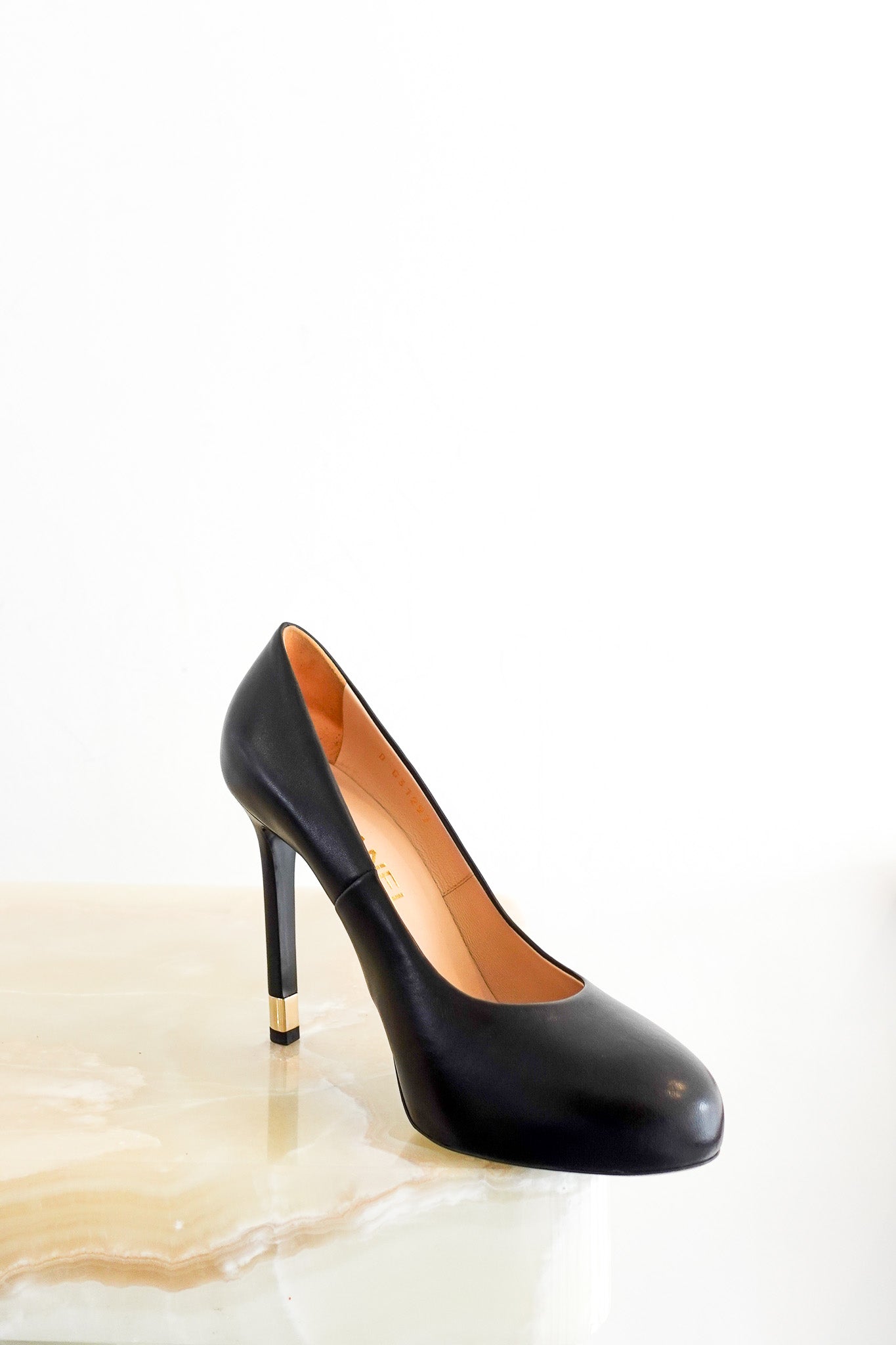 Chanel leather pumps in black | Authentic Preloved - Reloved Again