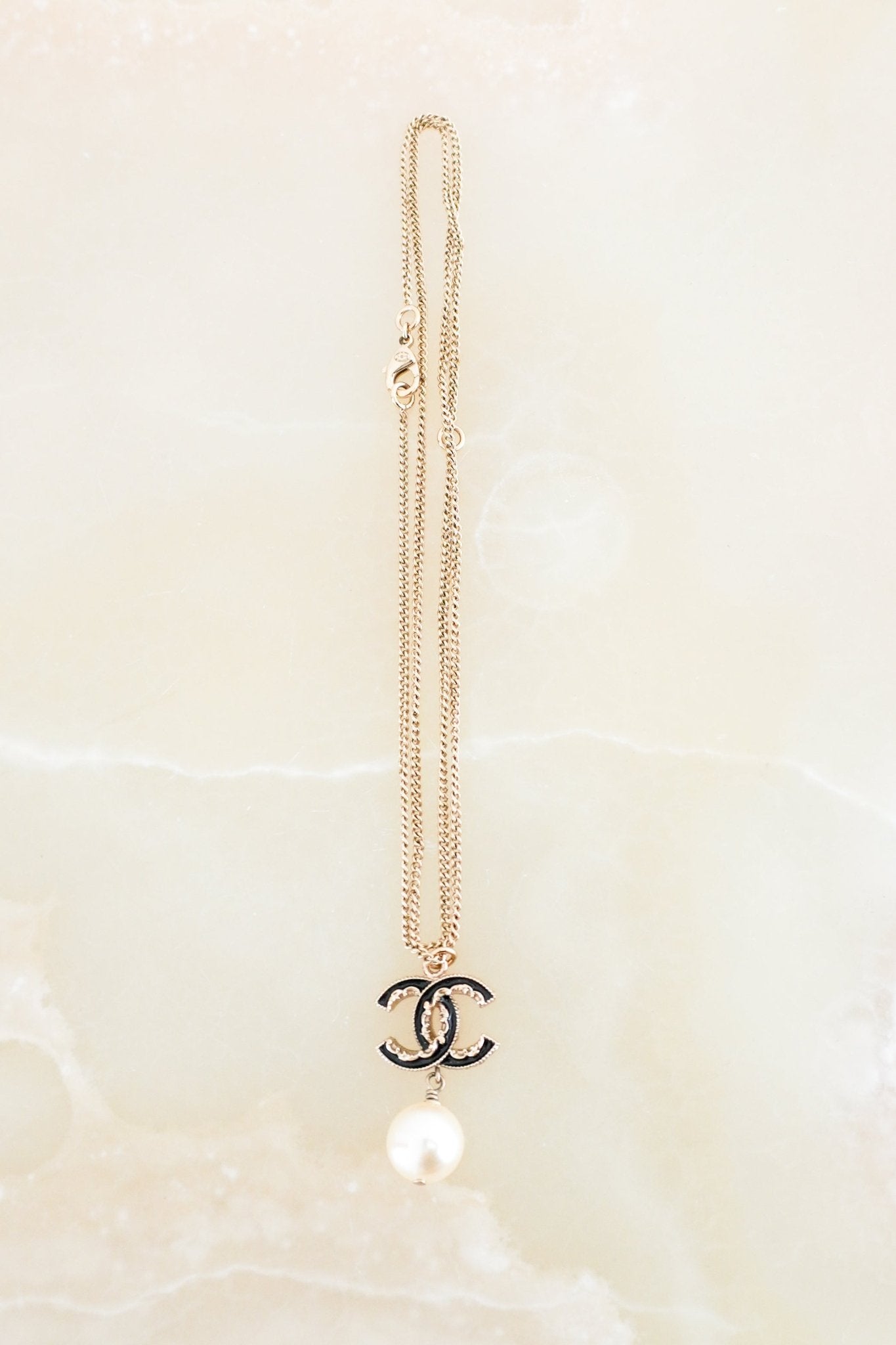 Chanel Single Pearl CC Gold Necklace | Authentic Preloved FINAL SALE - Reloved Again