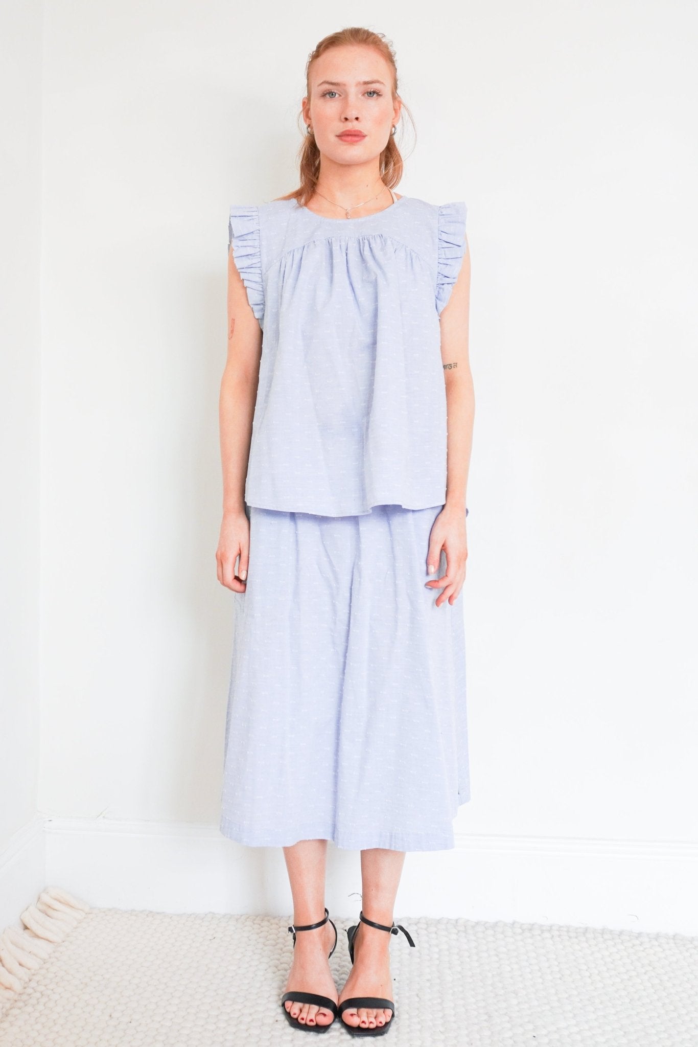 Coaster Copenhagen Set in blue RRP £129 | Authentic Preloved - Reloved Again