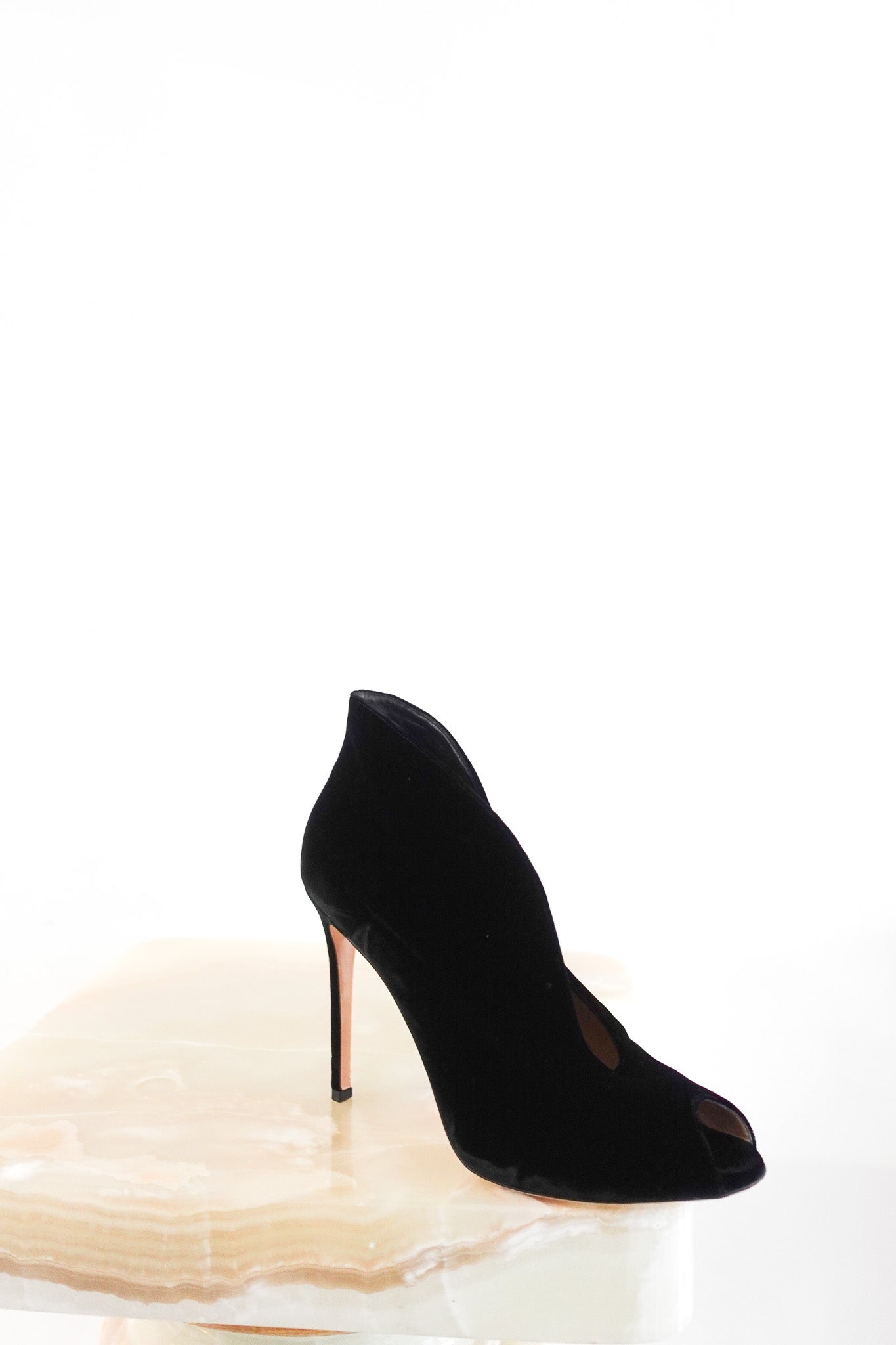 gianvito-rossi-suede-vamp-boots-cover-picture-chelsea-london